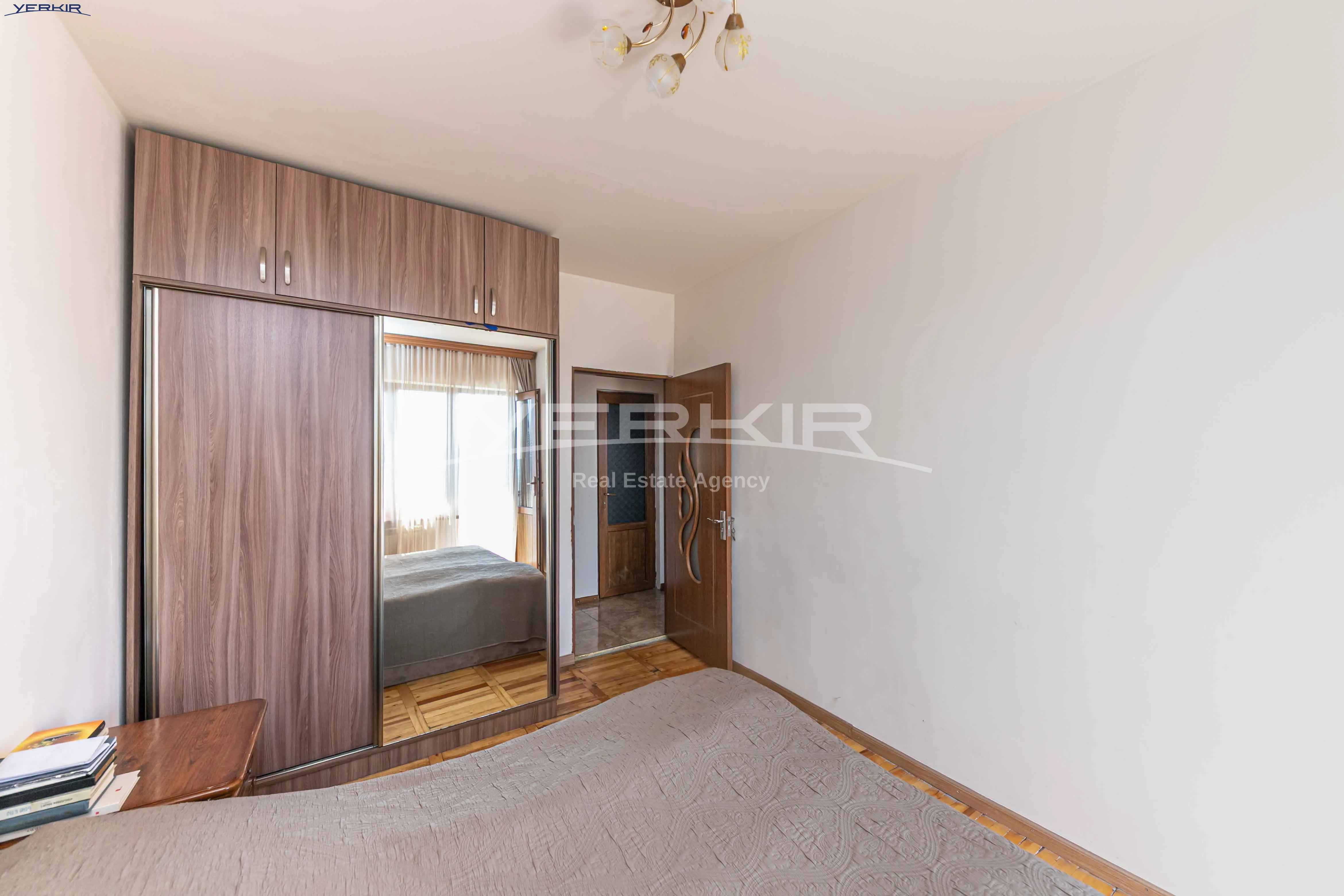 Apartments Code: 1+4292507