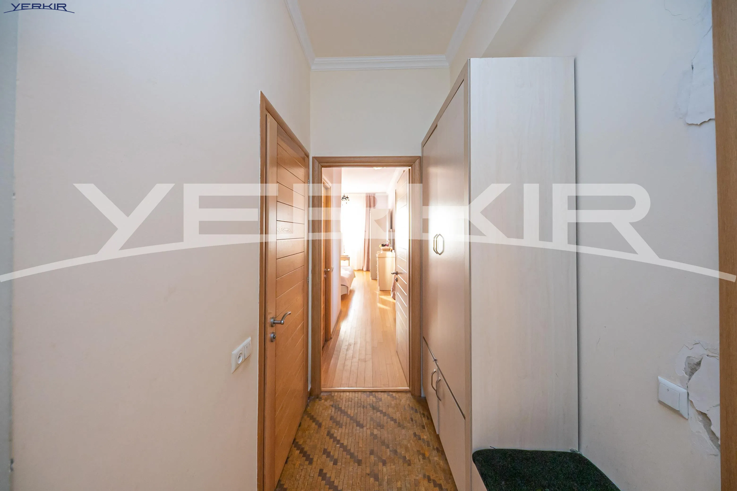 Apartments Code: 10+411308