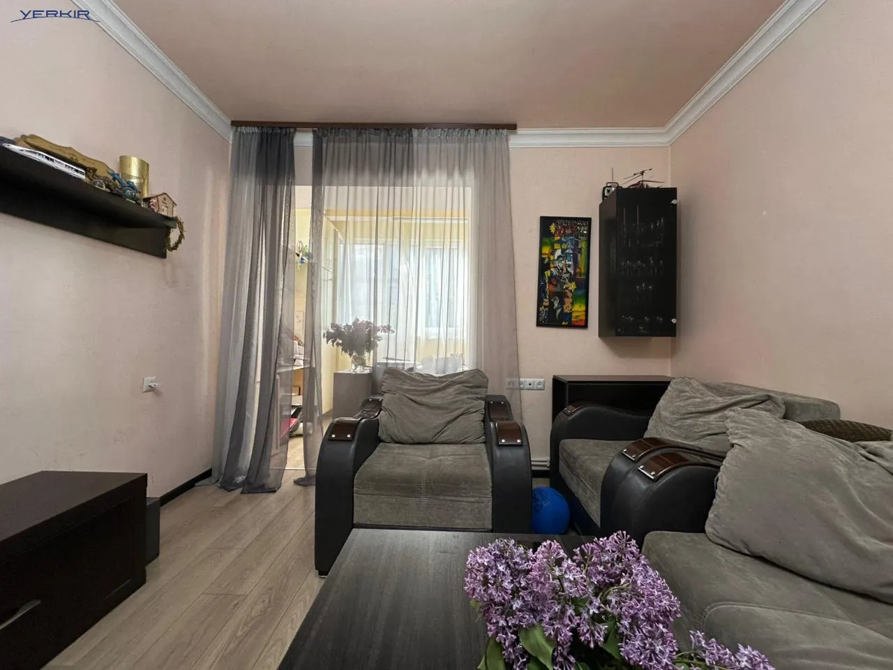 Apartments Code: 9+2351050