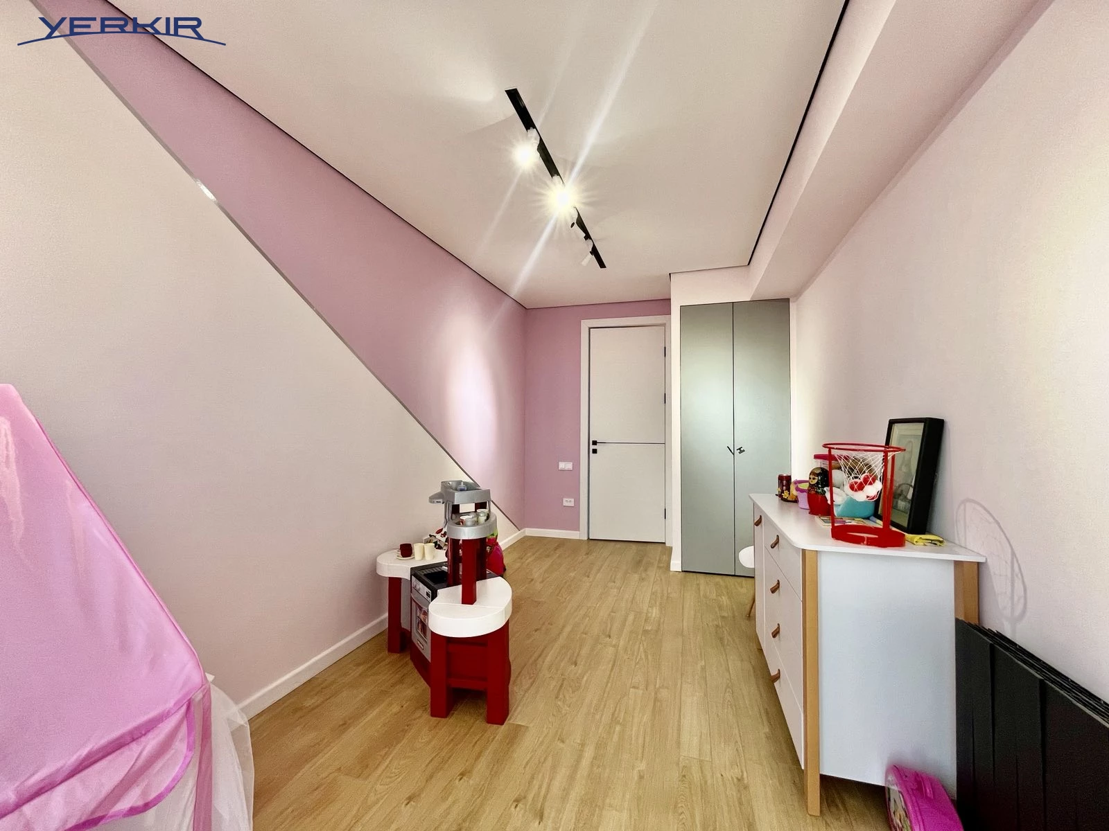 Բնակարաններ Կոդ` 3+319604