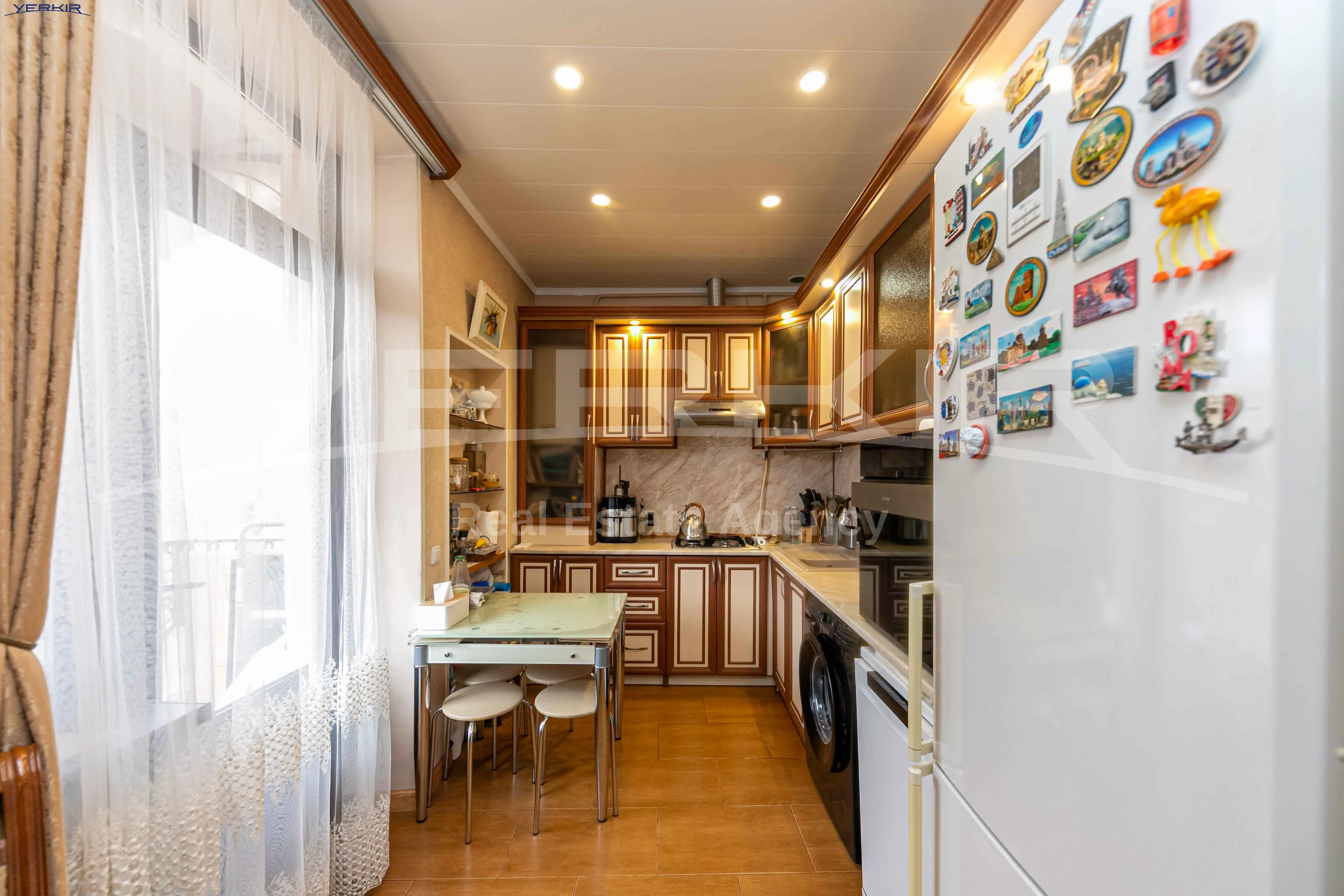 Apartments Code: 5+2661655
