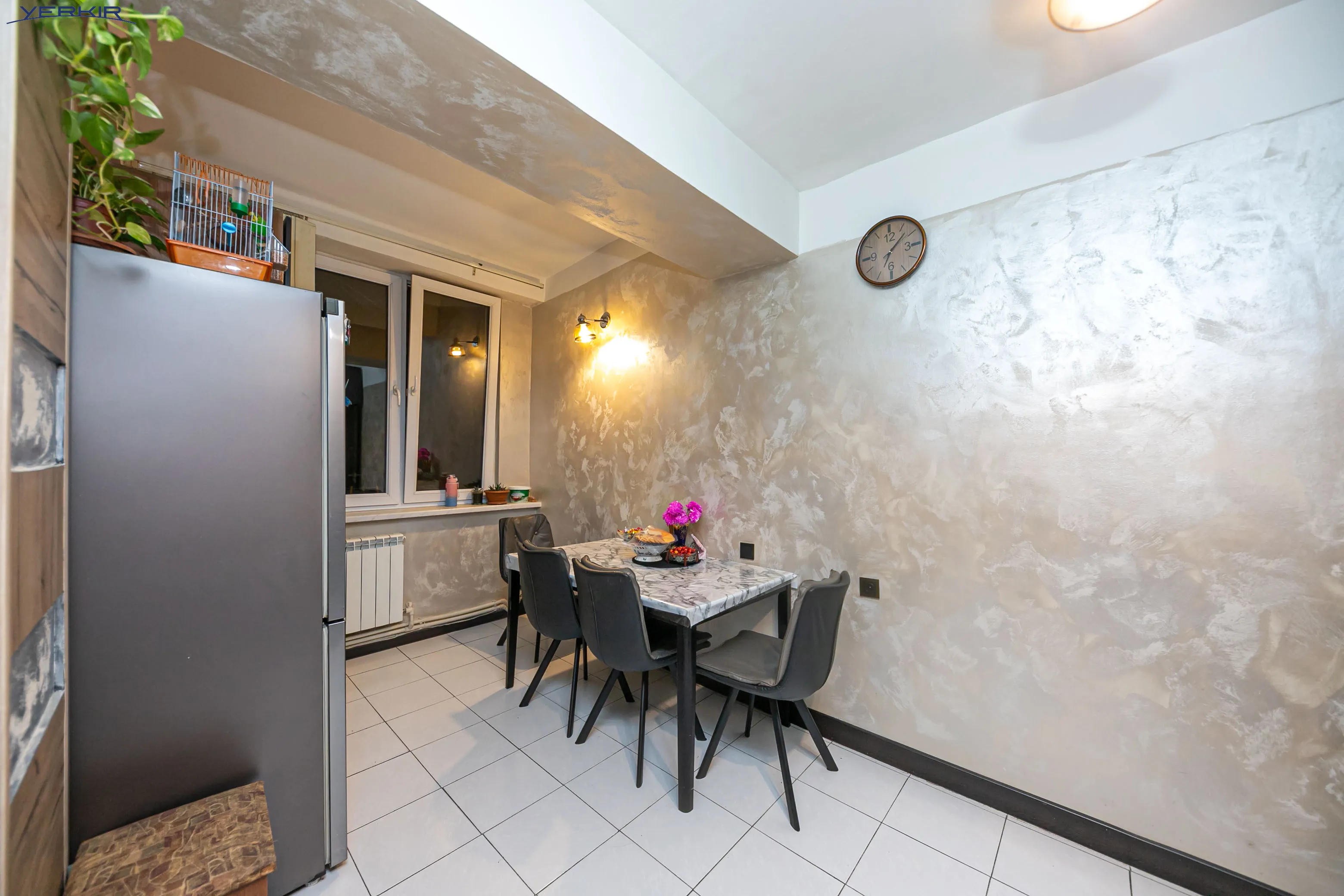 Բնակարաններ Կոդ` 10+2938239