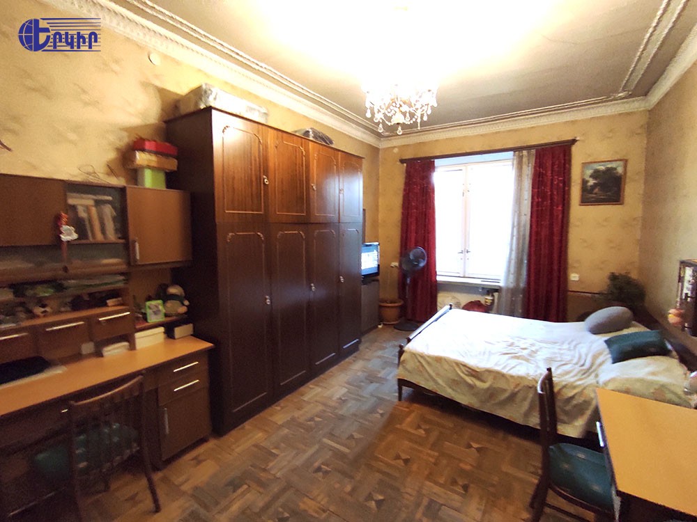 Apartments Code: 5+31949