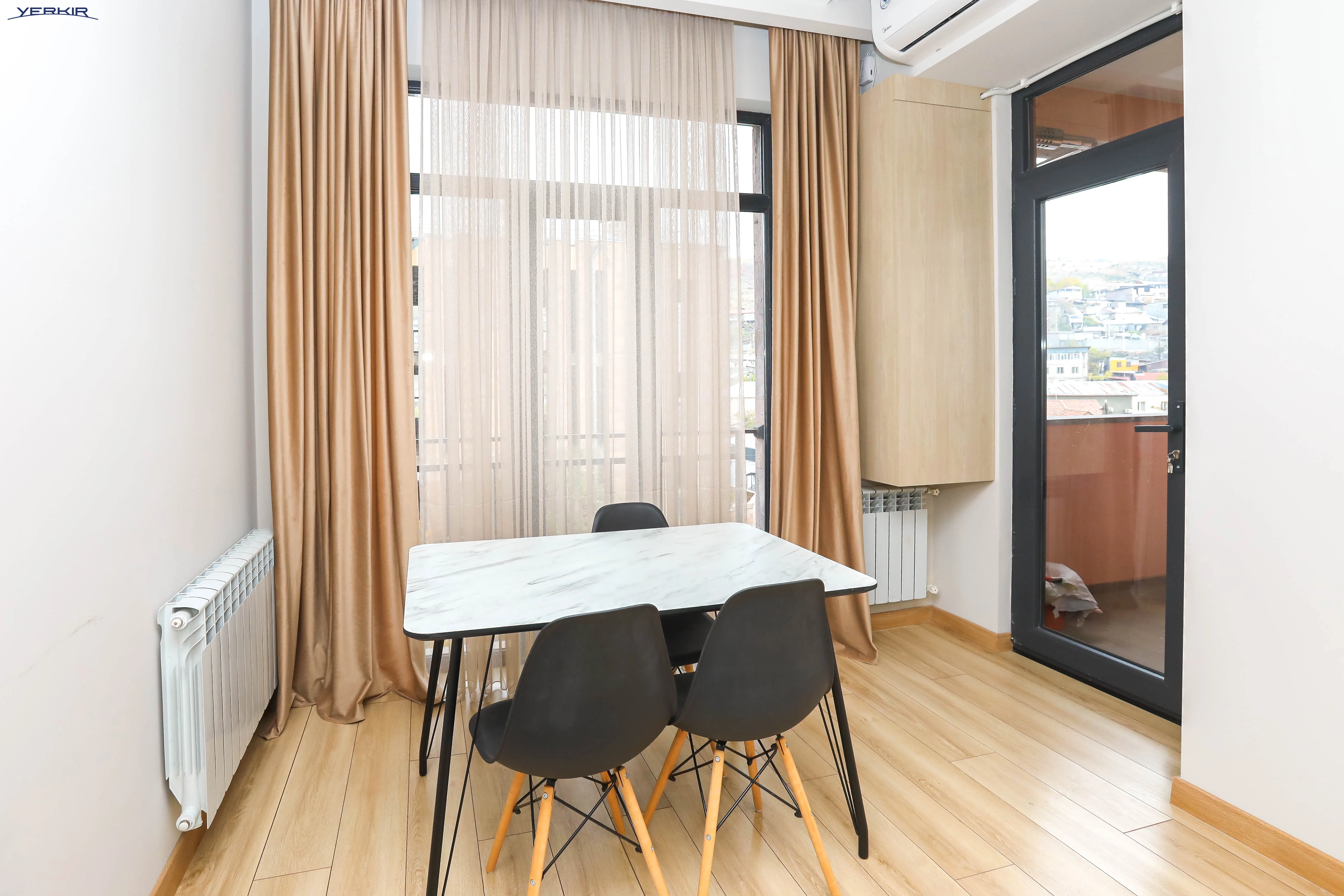 Apartments Code: 10+221020