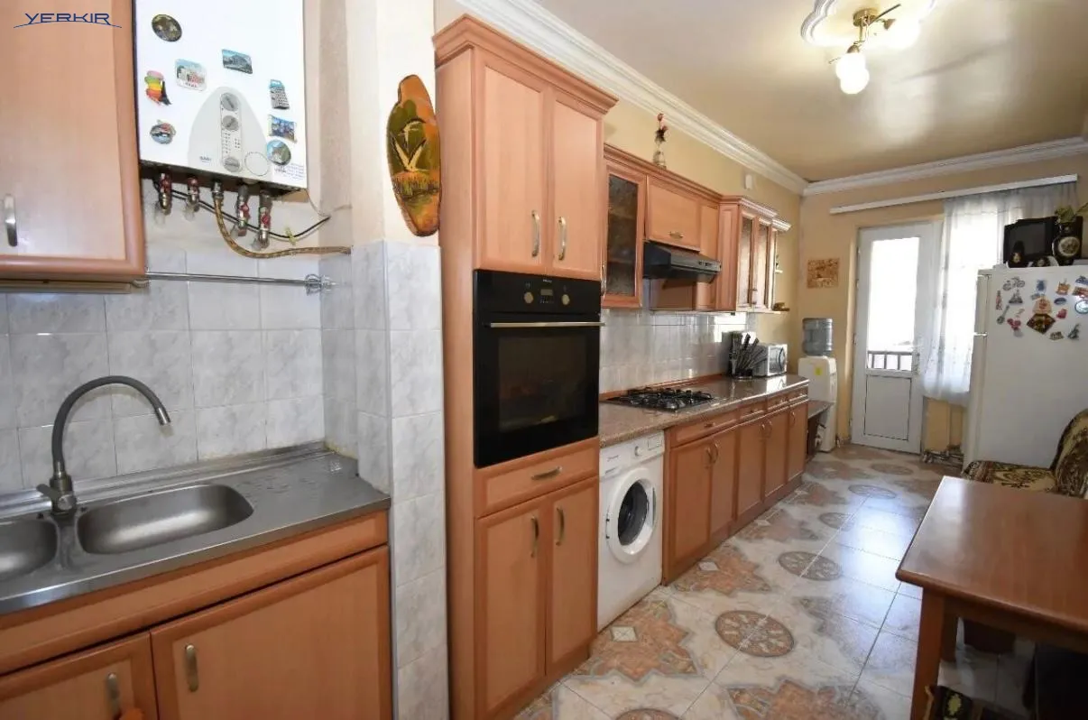 Բնակարաններ Կոդ` 1+4669223