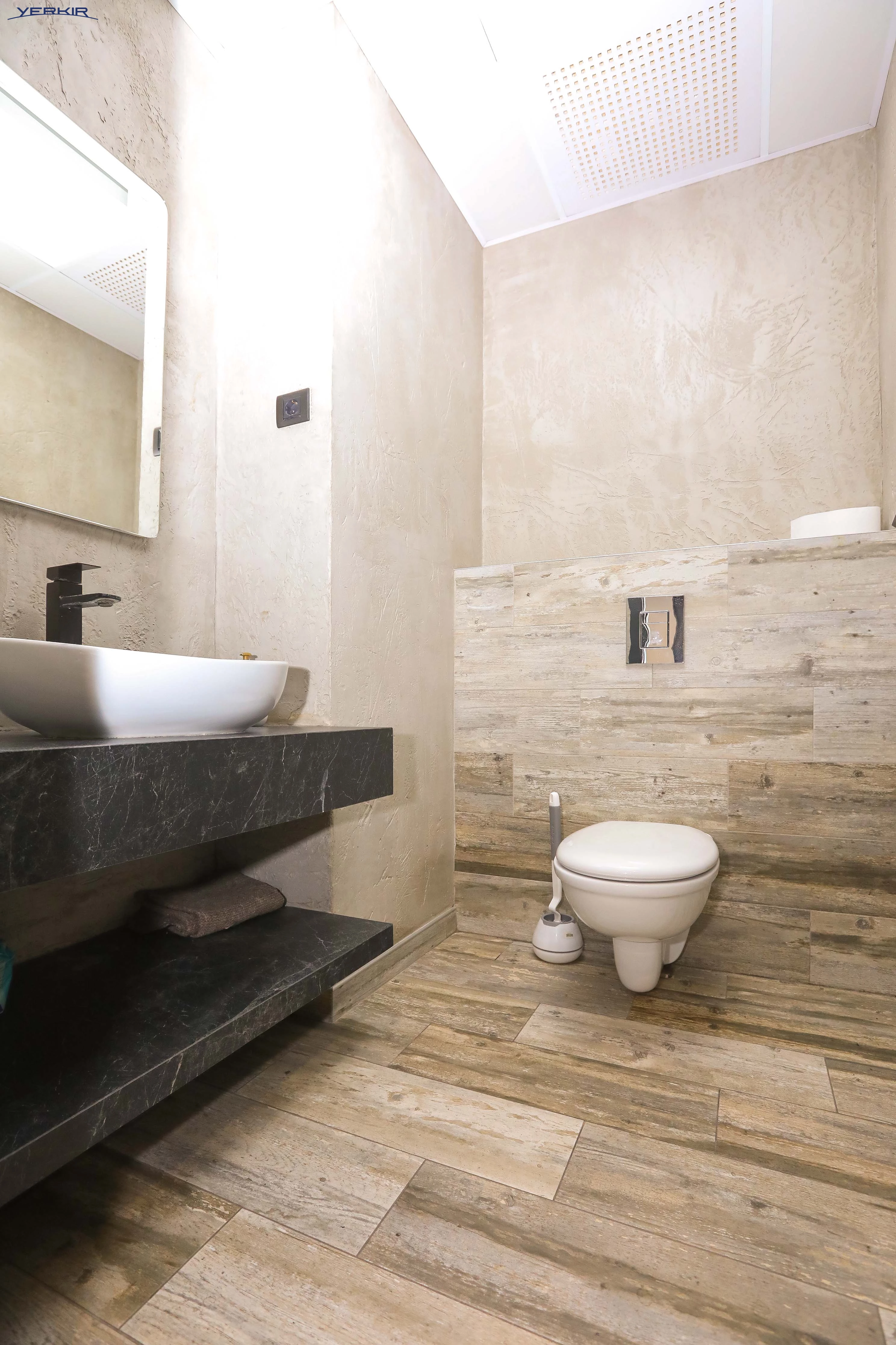 Apartments Code: 10+420814