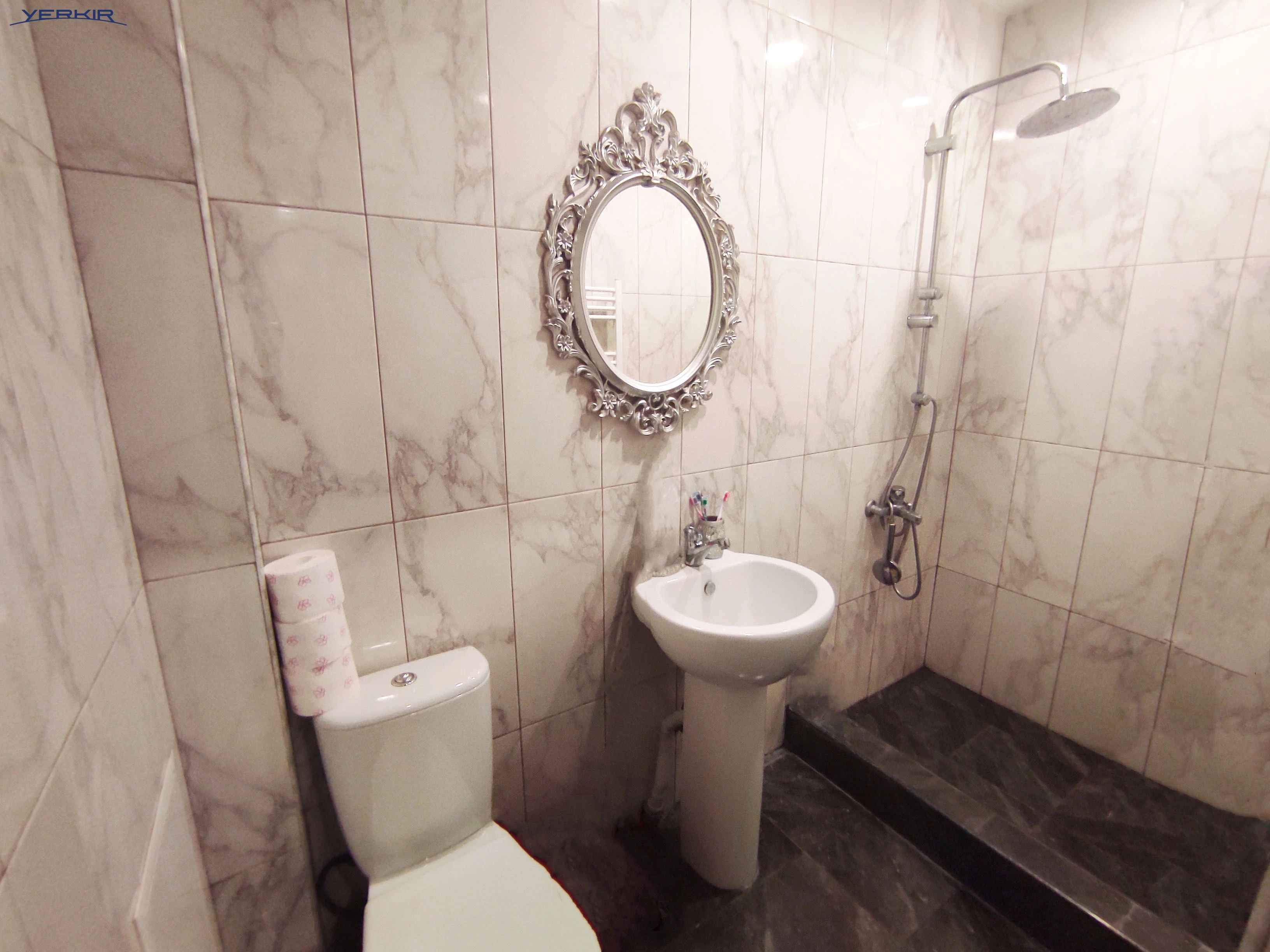 Բնակարաններ Կոդ` 5+33748