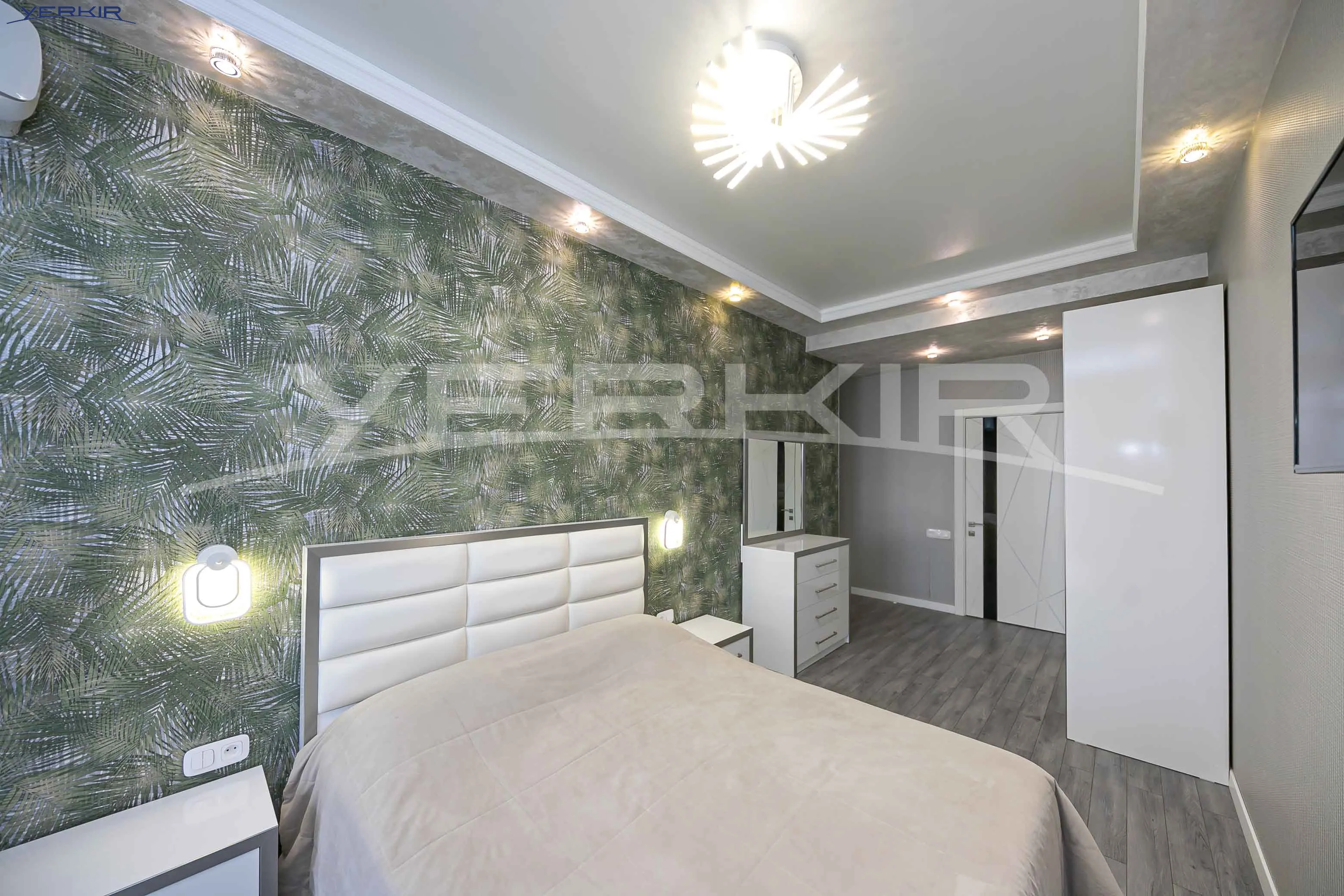 Apartments Code: 10+2972980