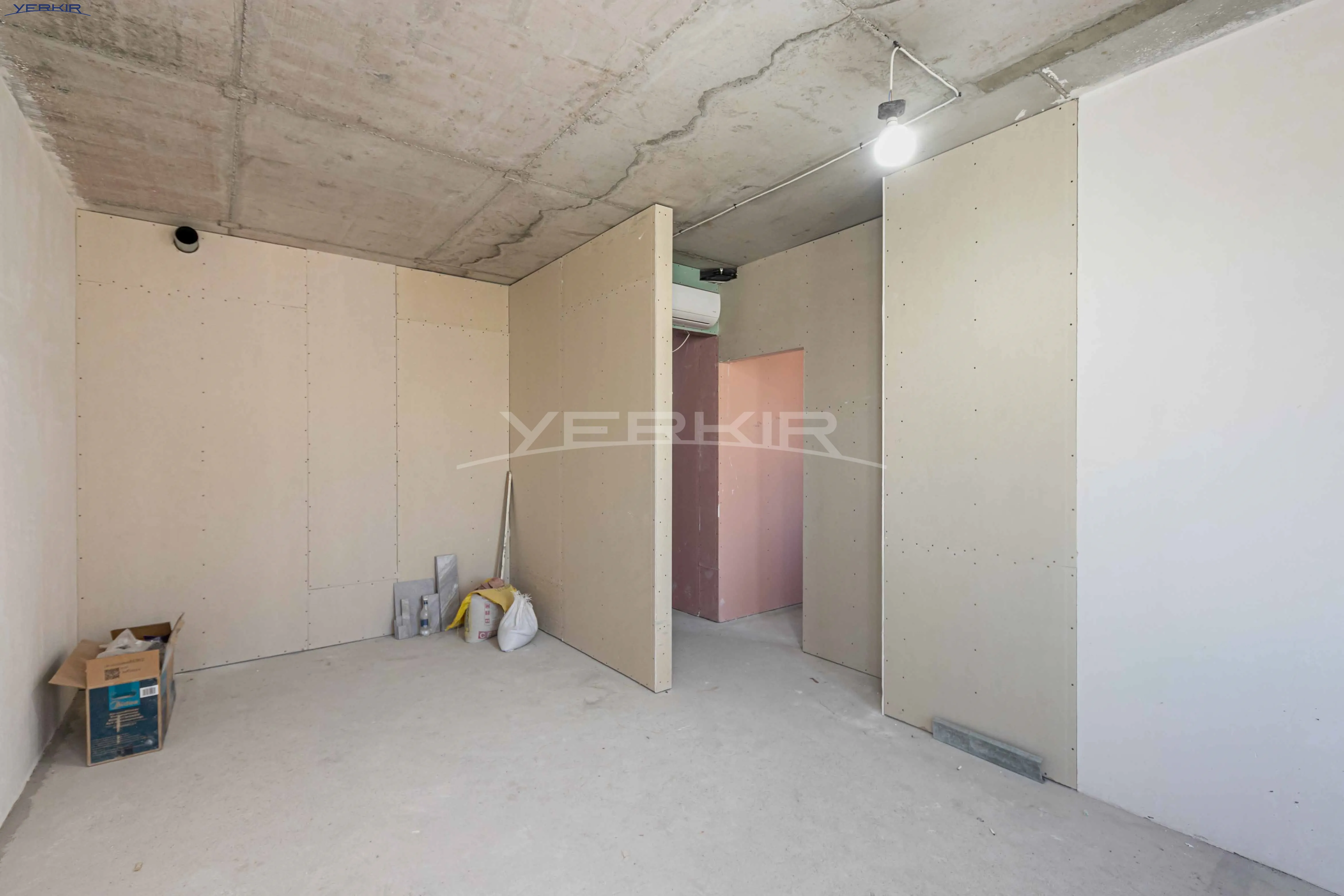 Apartments Code: 9+2771603