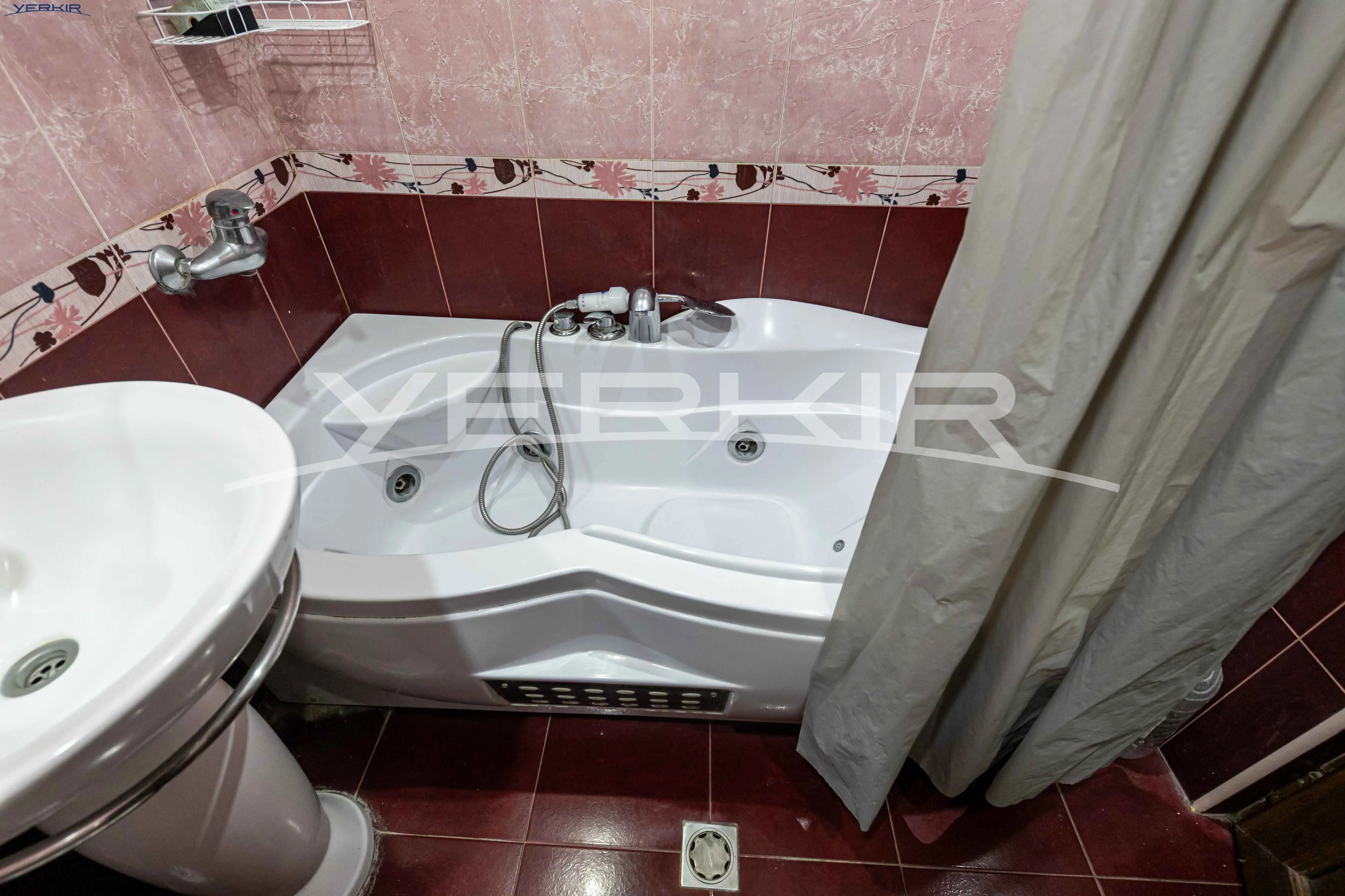 Apartments Code: 3+3735540