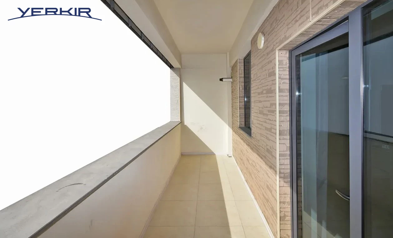 Apartments Code: 9+218348