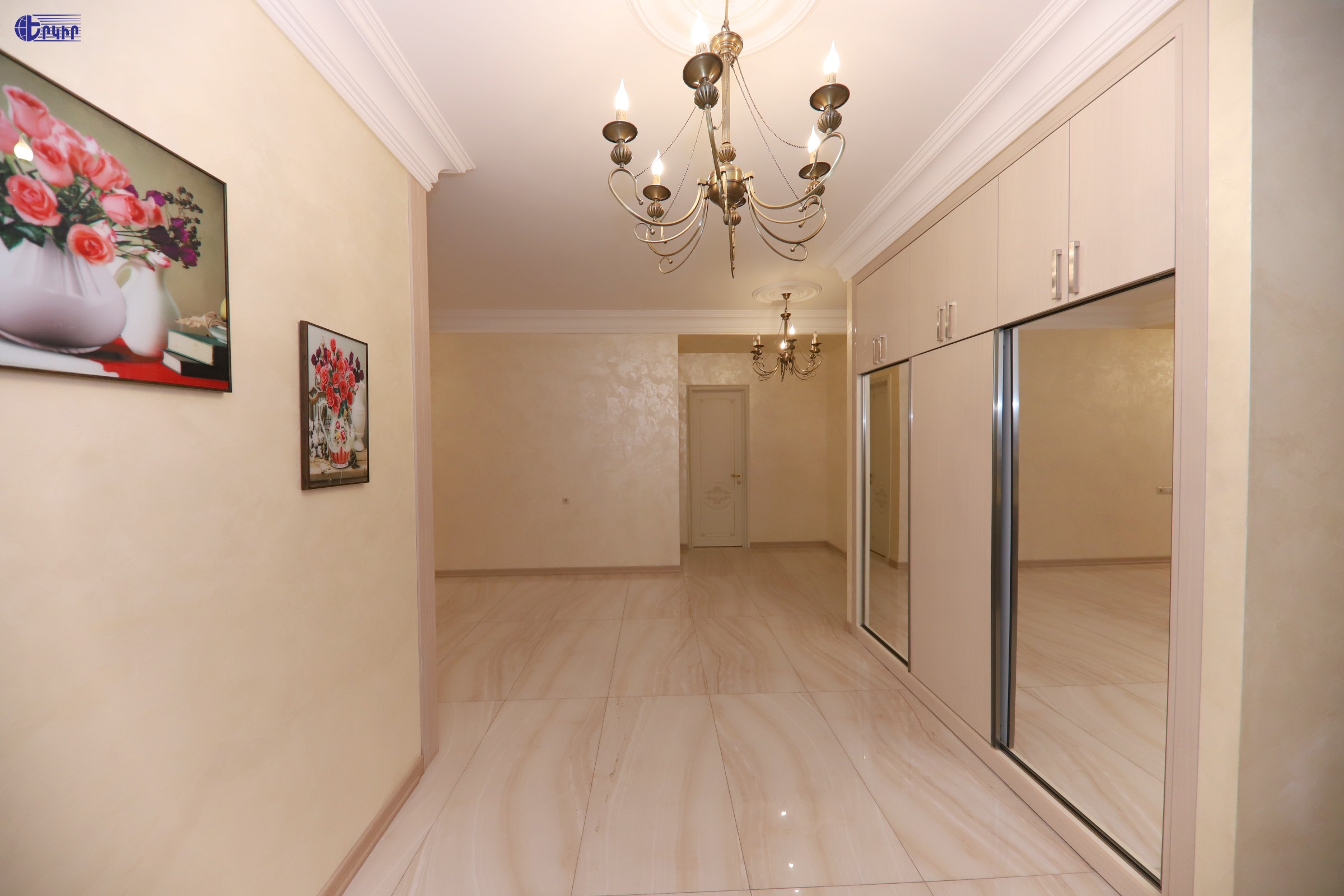 Բնակարաններ Կոդ` 10+40032