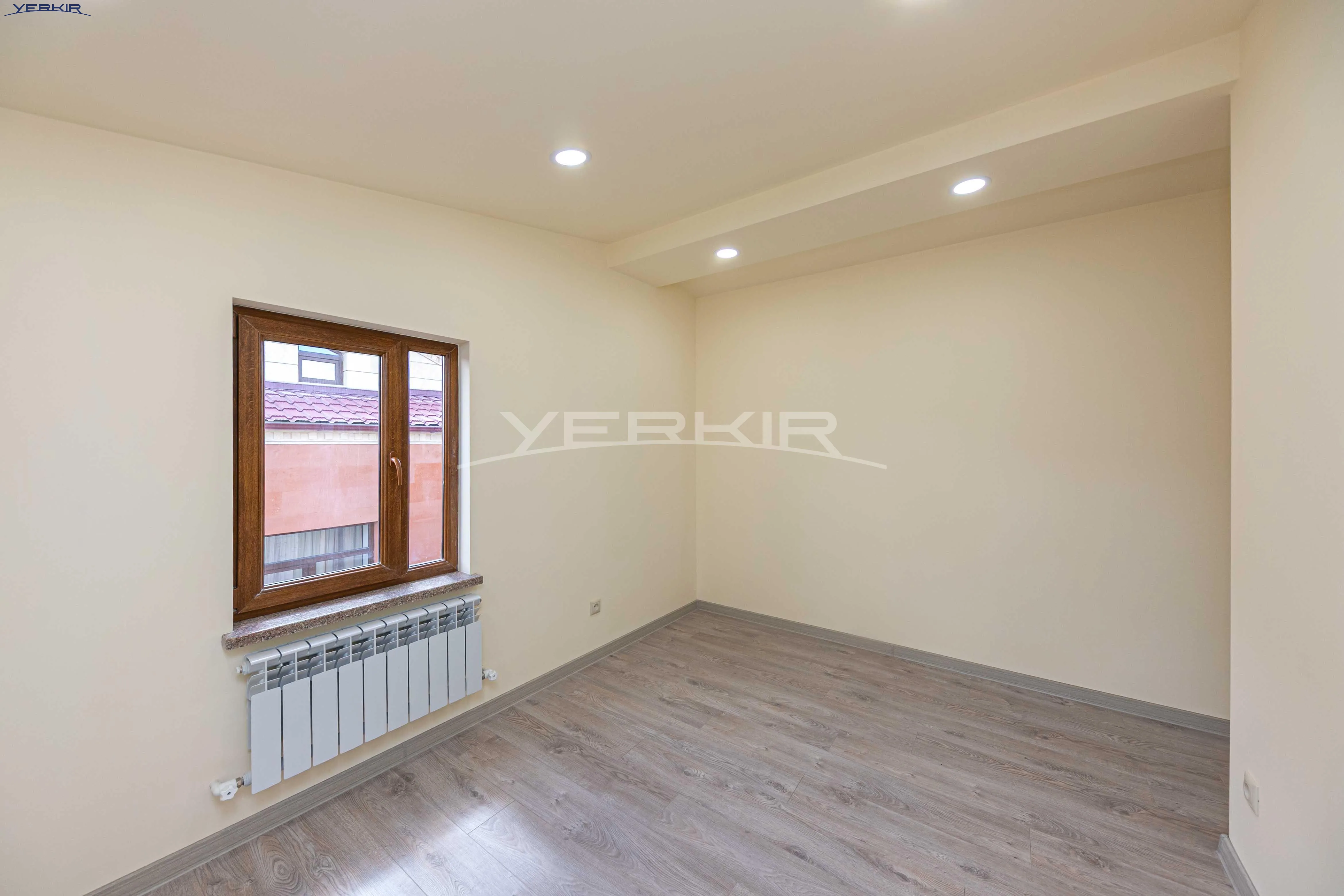 Apartments Code: 10+4978299