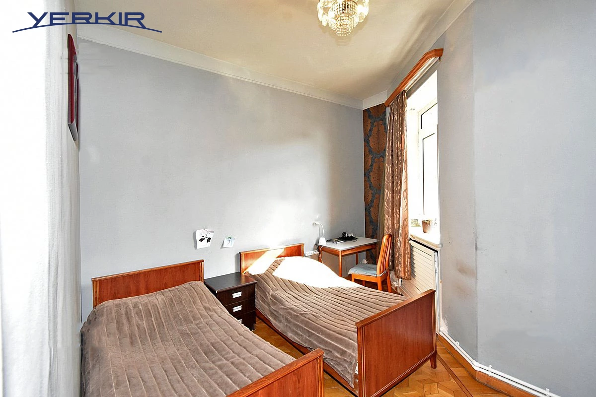 Apartments Code: 10+308330