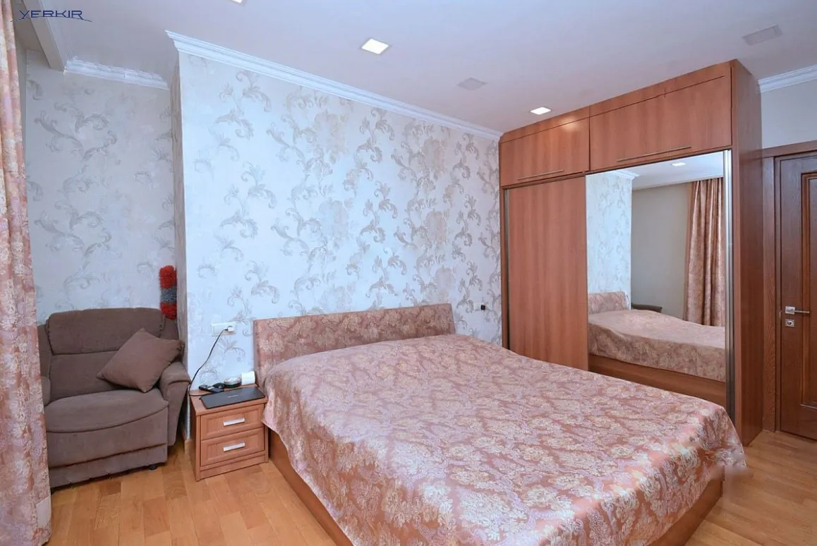 Apartments Code: 1+4899133