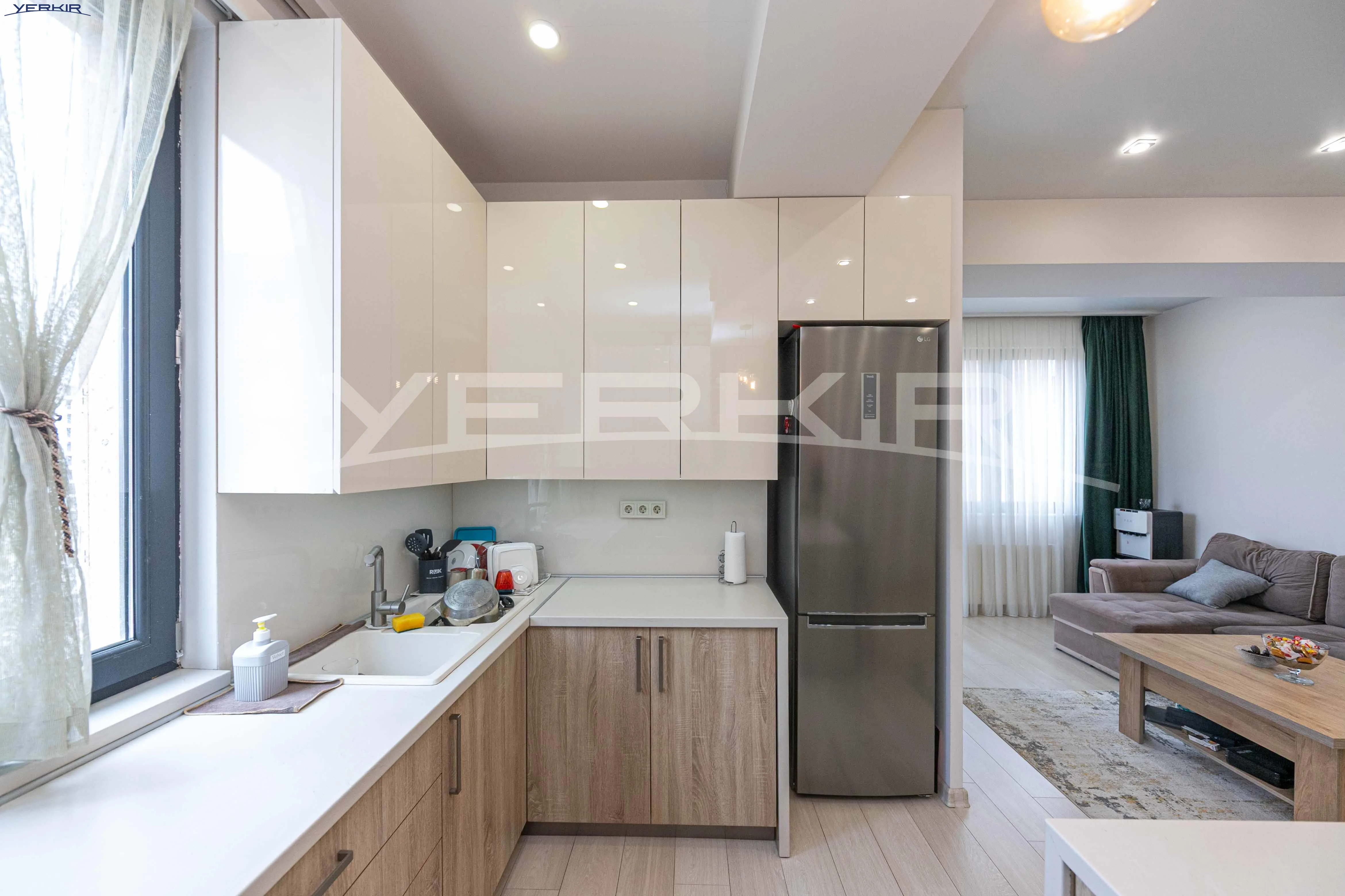 Apartments Code: 10+3988285