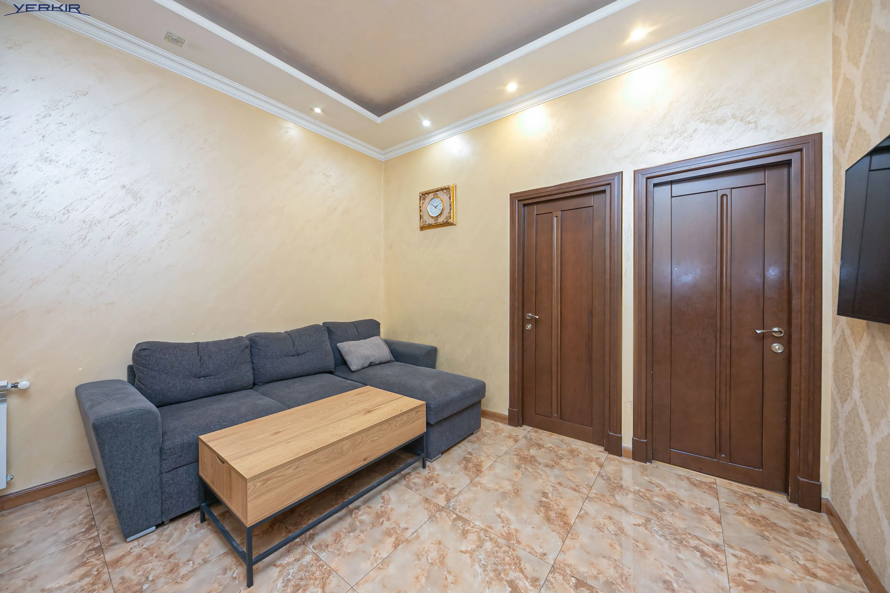 Բնակարաններ Կոդ` 10+3471951