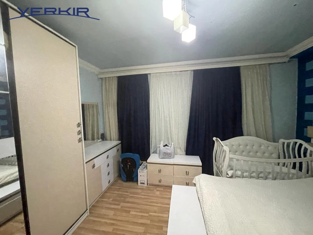 Առանձնատներ Կոդ` 5+513867