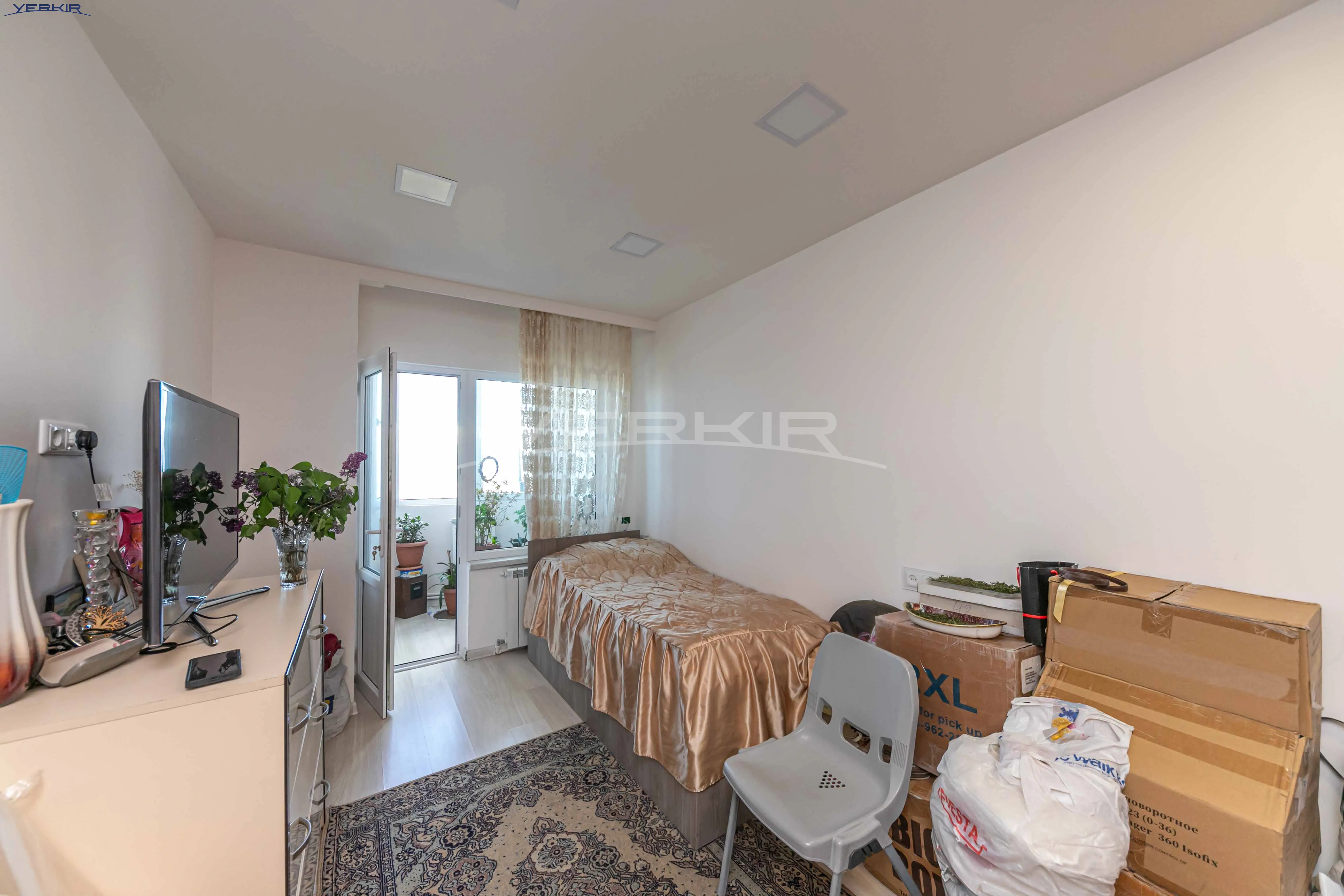 Բնակարաններ Կոդ` 9+3726570