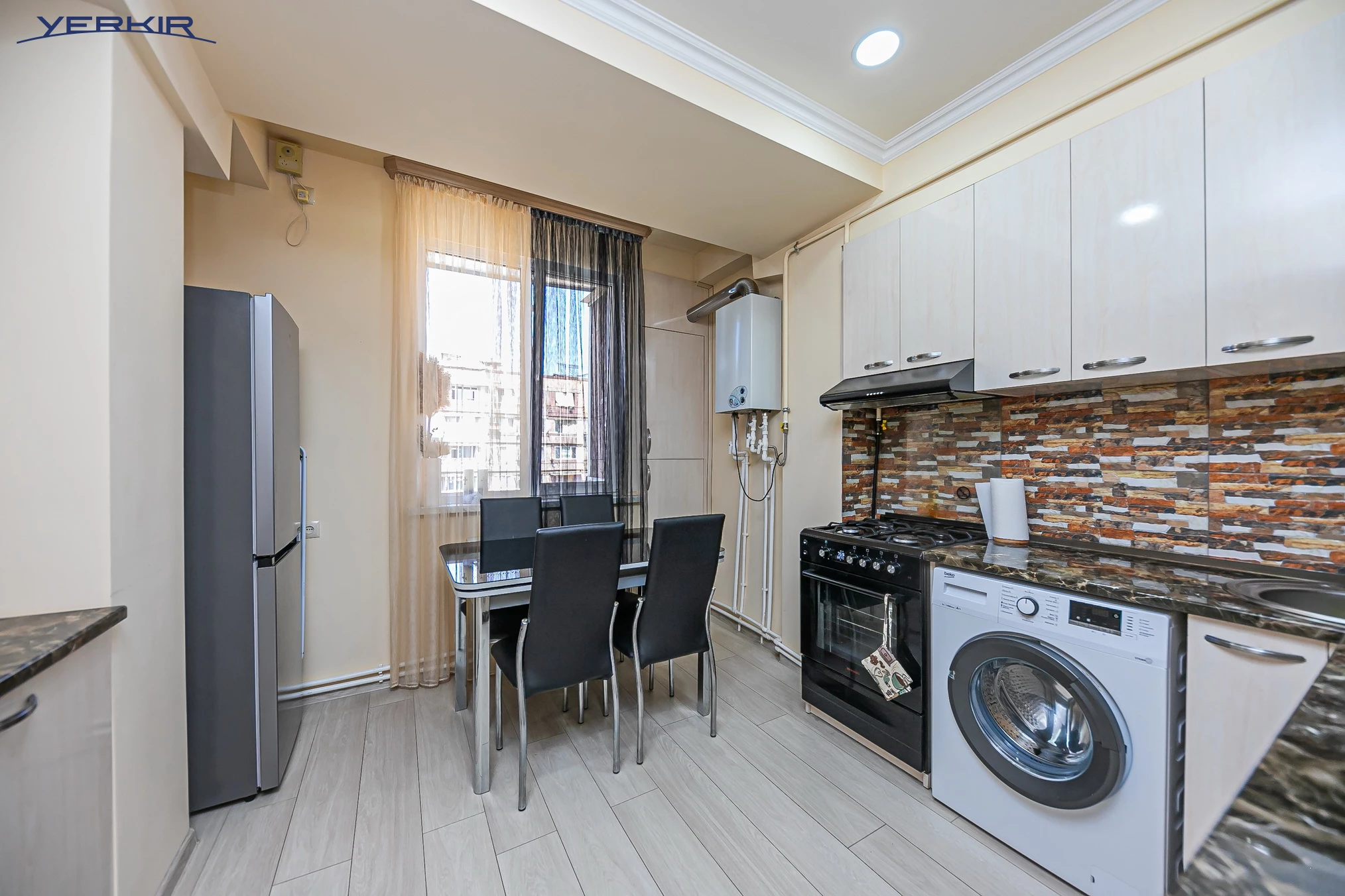 Apartments Code: 5+119052