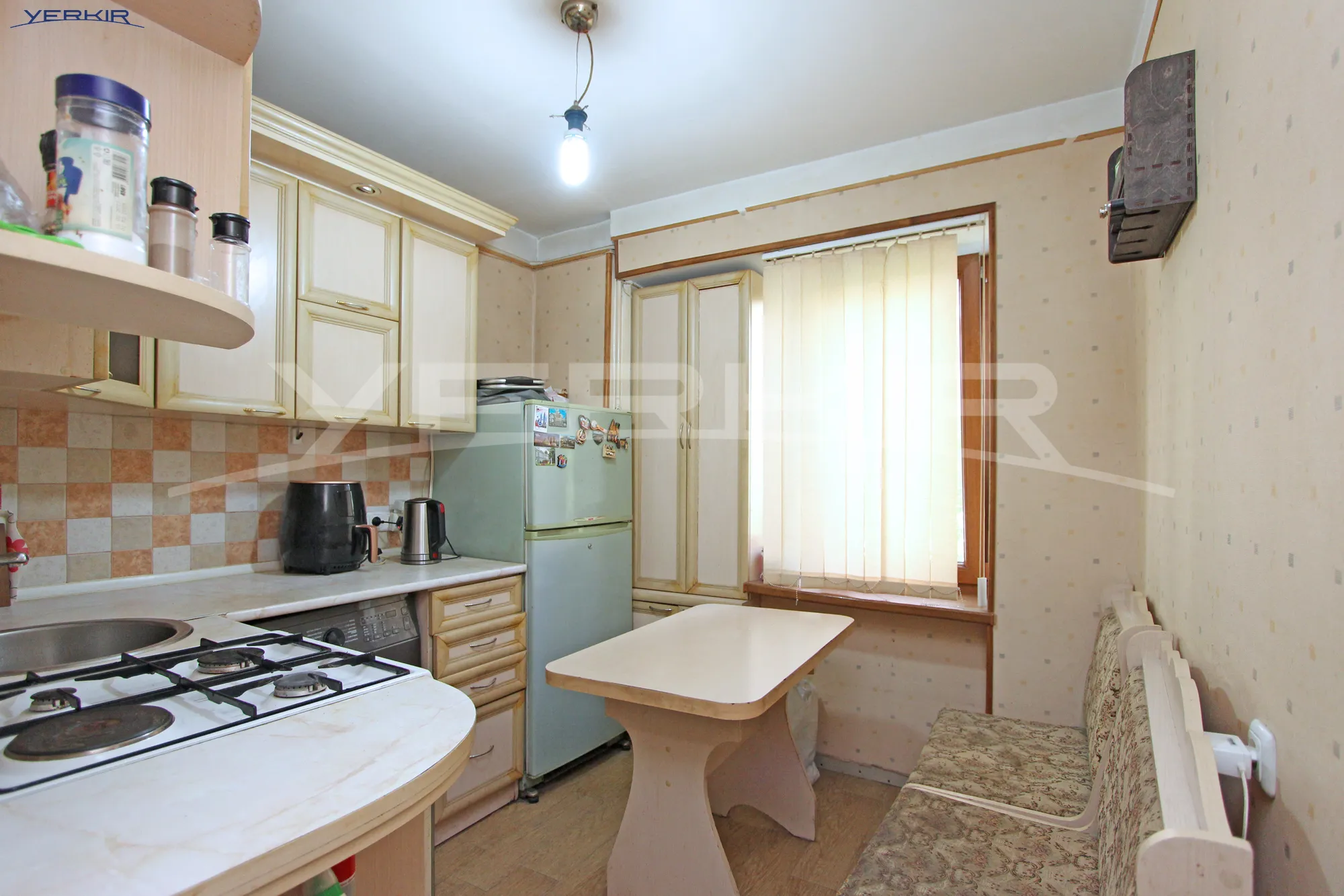 Apartments Code: 9+2673052