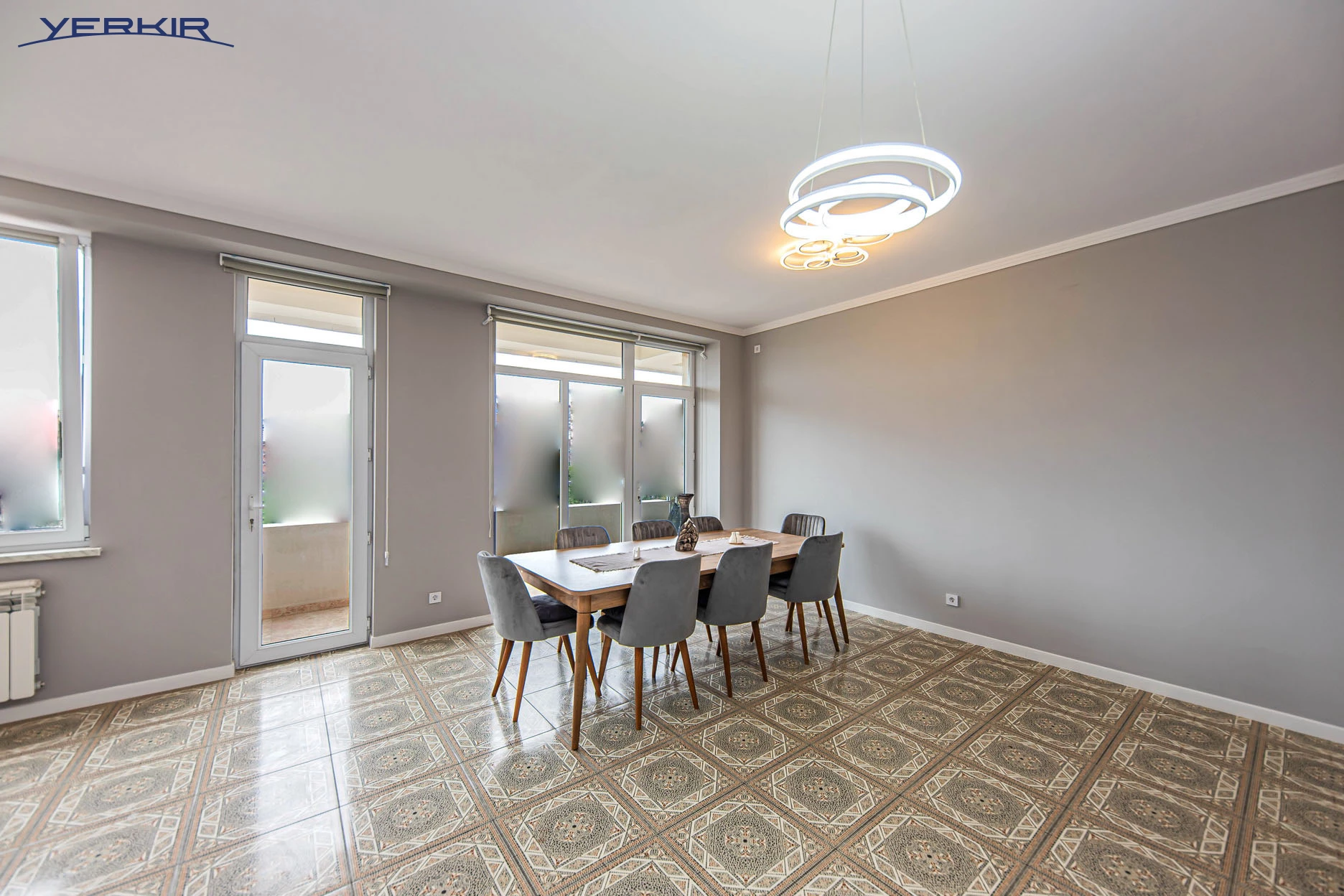 Квартиры Код 5+313070