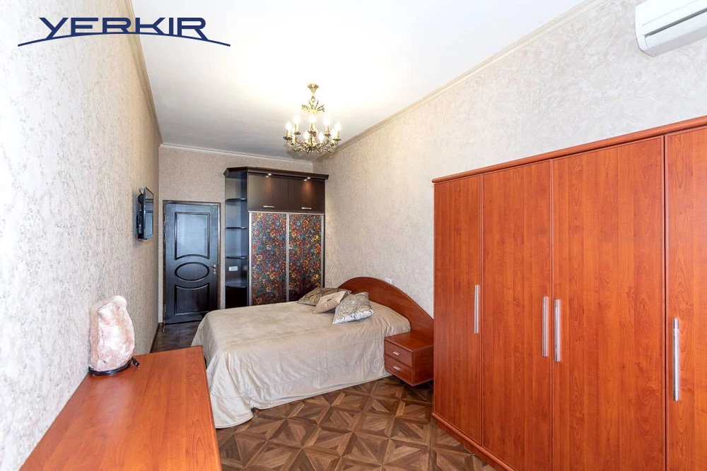 Apartments Code: 10+308153