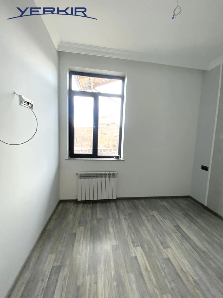 Առանձնատներ Կոդ` 4+508313