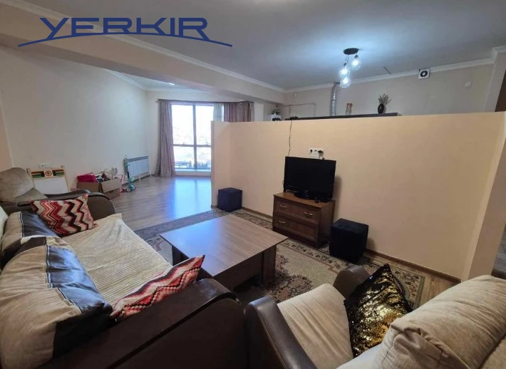 Apartments Code: 9+3615122