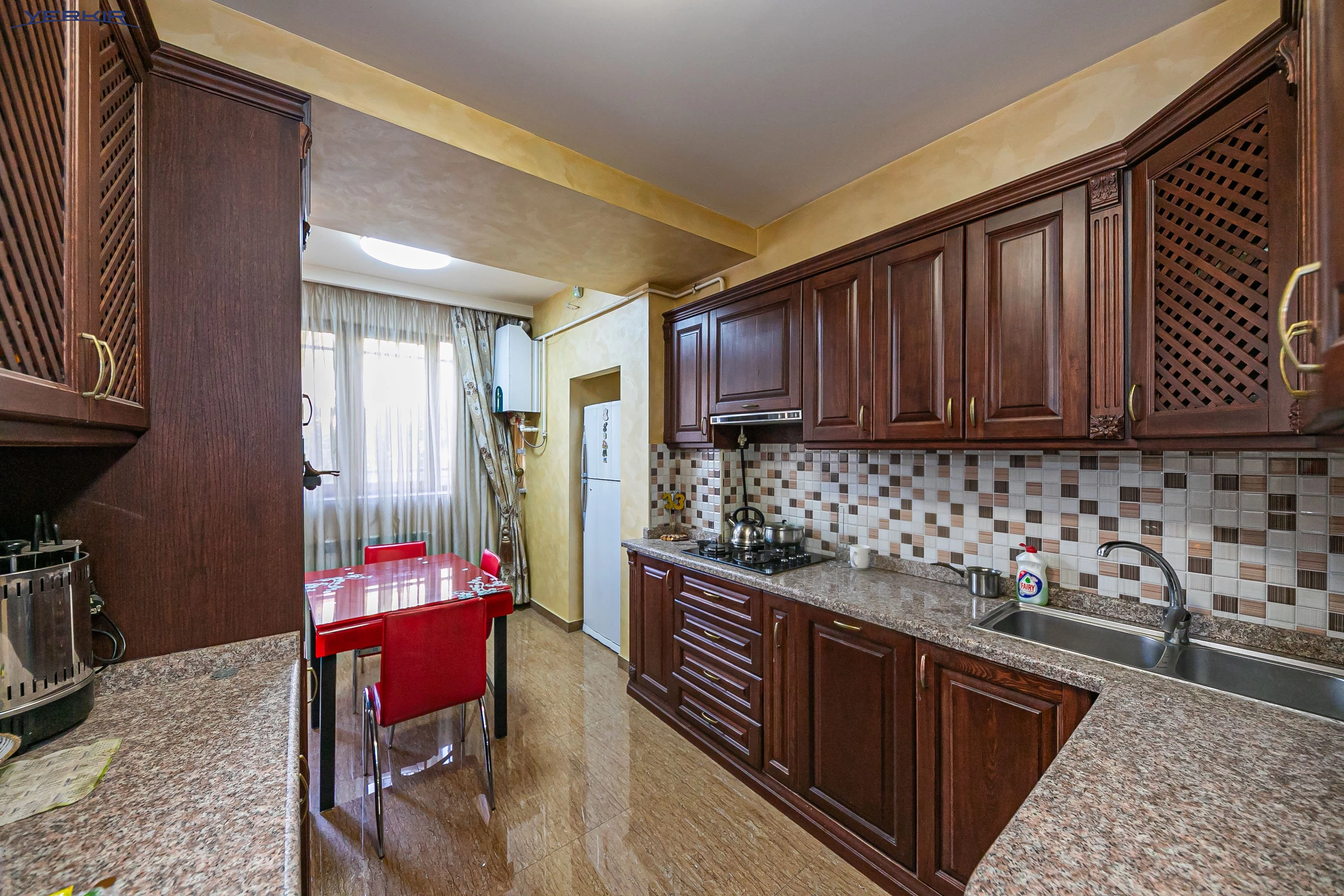 Բնակարաններ Կոդ` 9+4623806