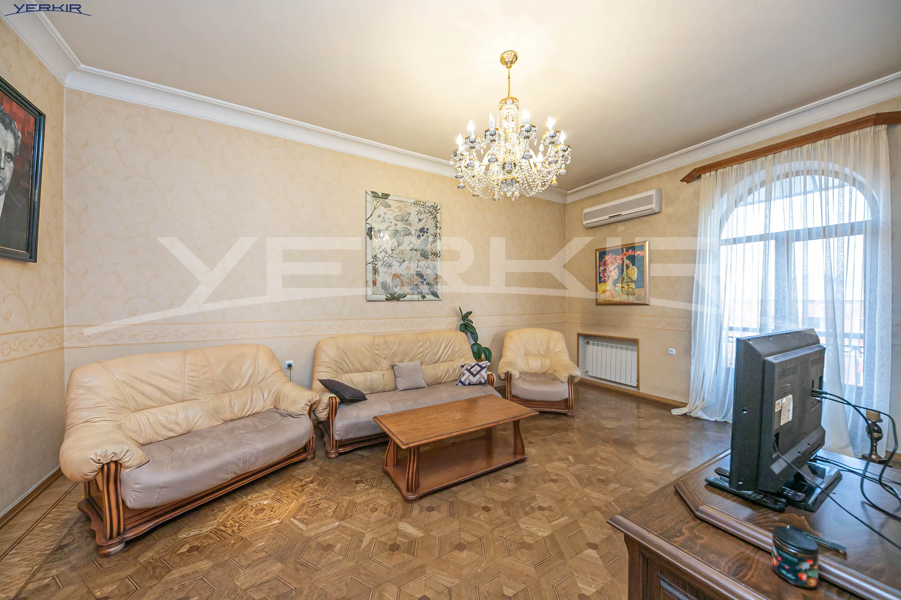 Բնակարաններ Կոդ` 1+8512796