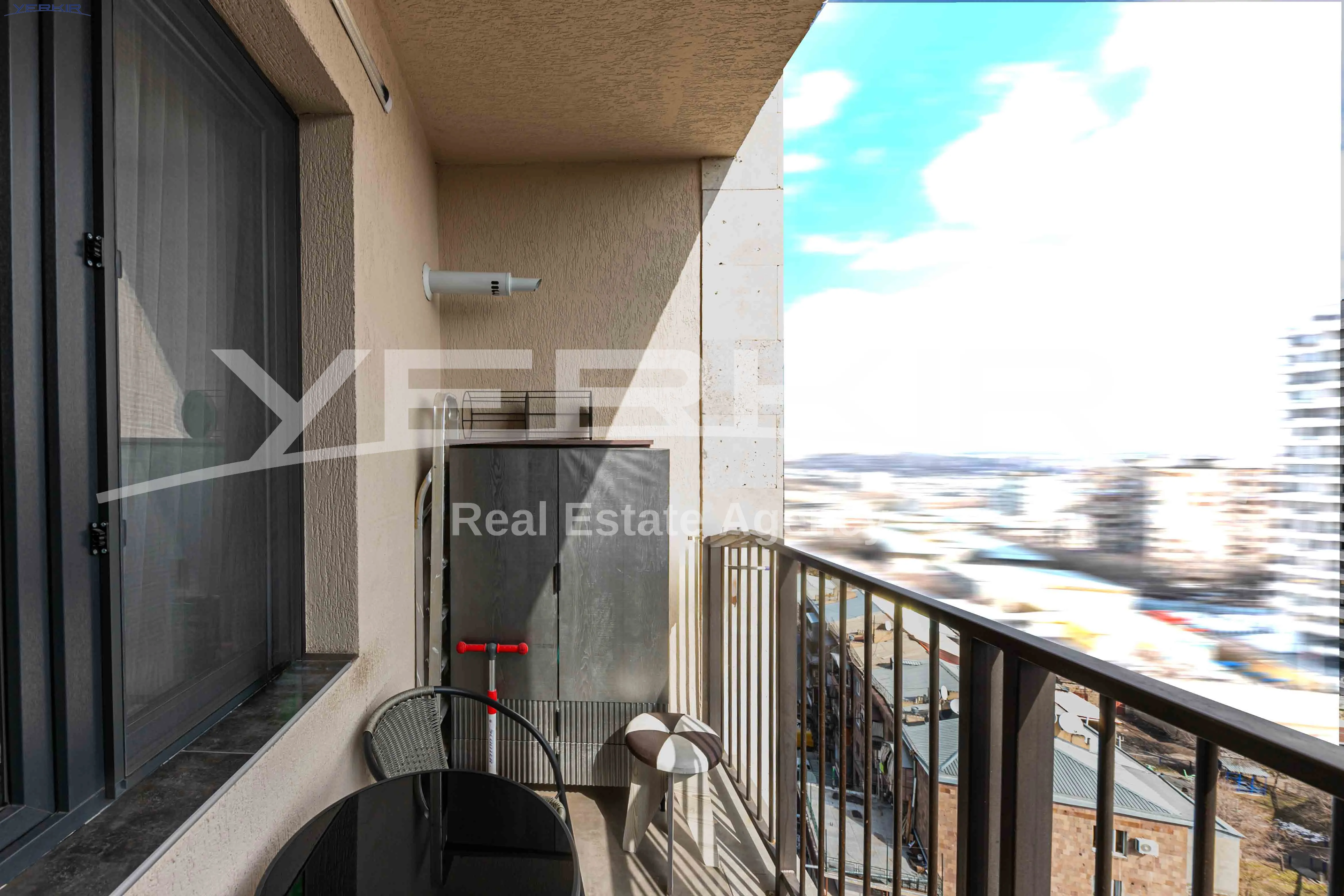 Apartments Code: 3+2368639