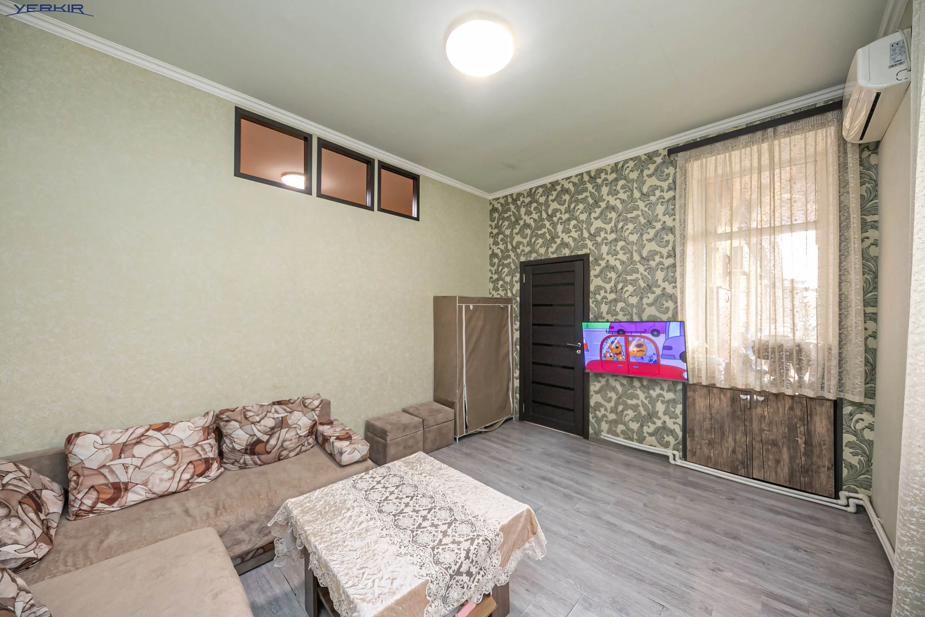 Բնակարաններ Կոդ` 9+1367519