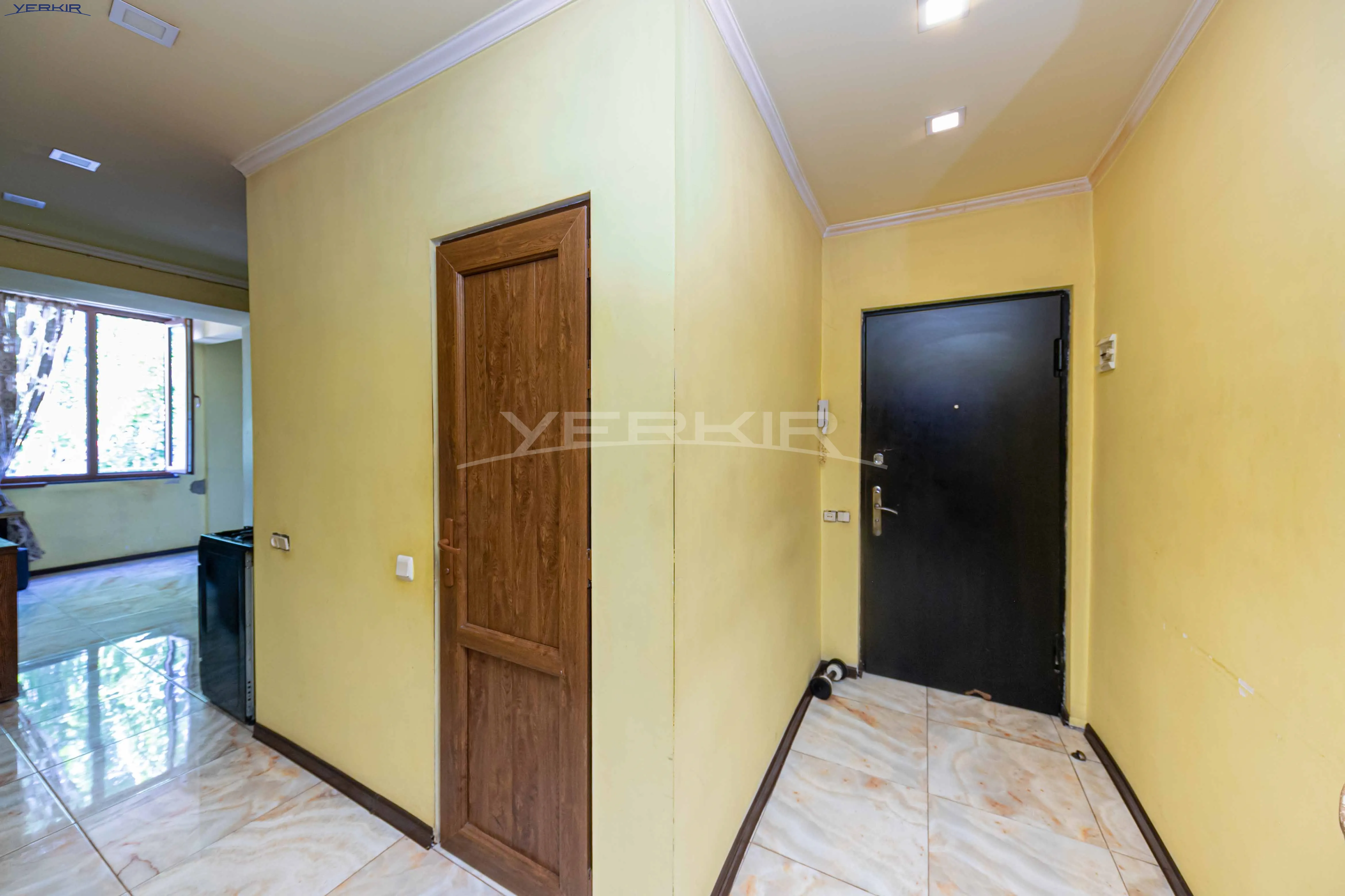 Բնակարաններ Կոդ` 9+2453509