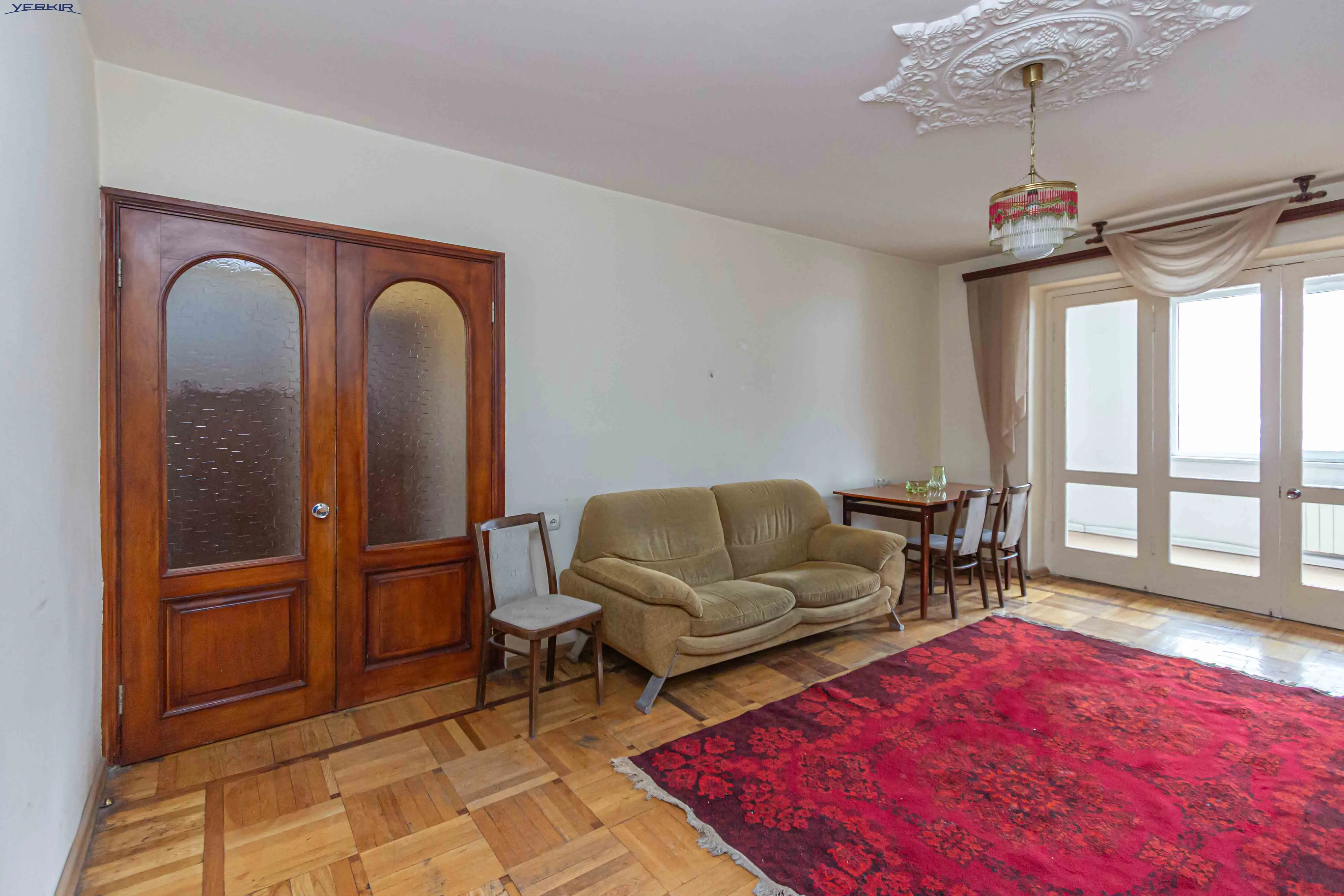 Բնակարաններ Կոդ` 9+3159565