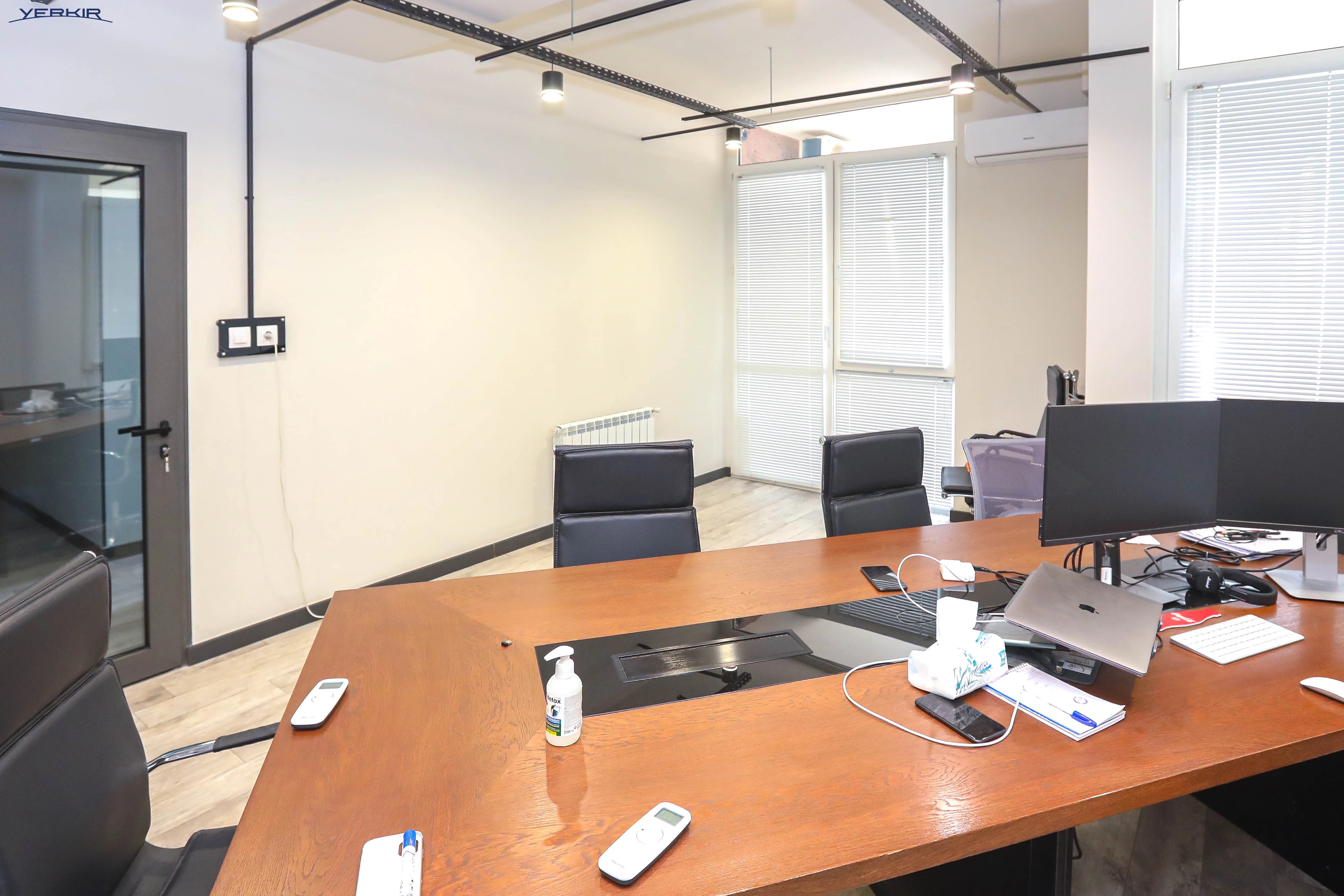 Բնակարաններ Կոդ` 10+420814