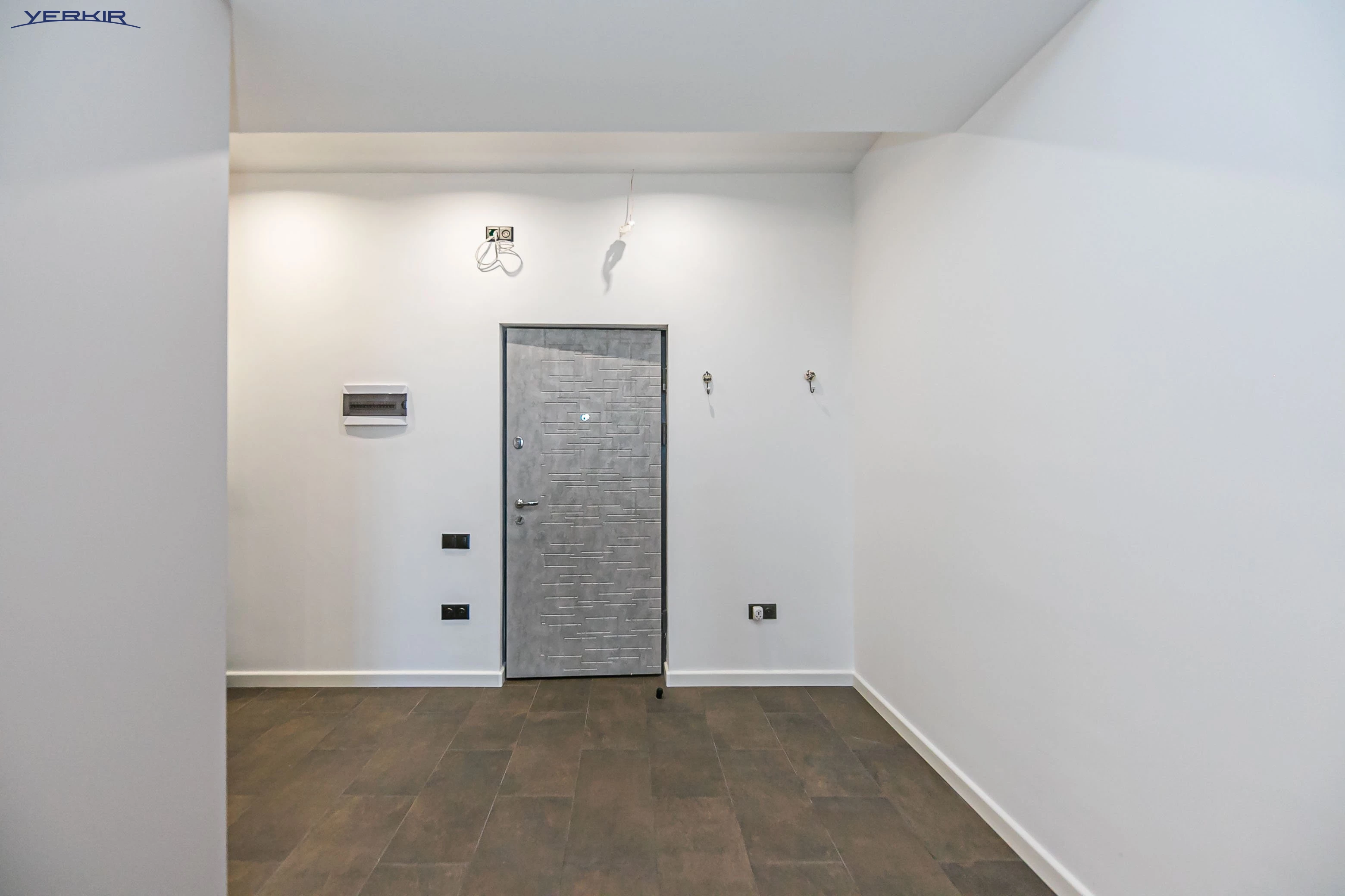 Apartments Code: 9+121007