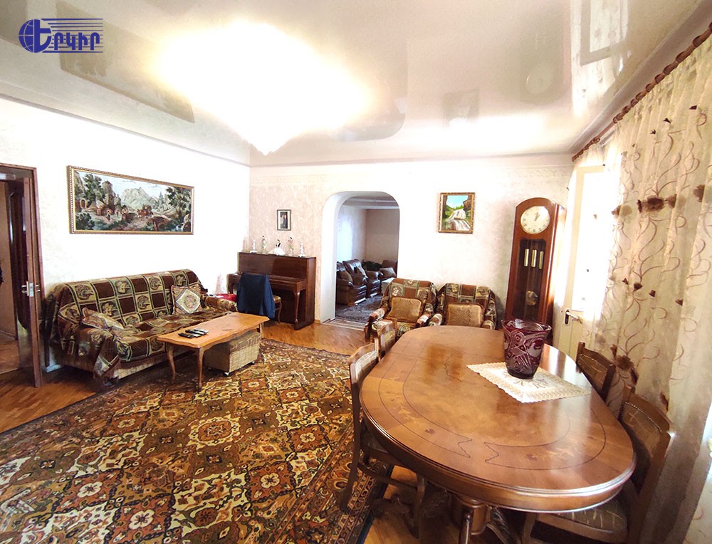 Բնակարաններ Կոդ` 5+80363