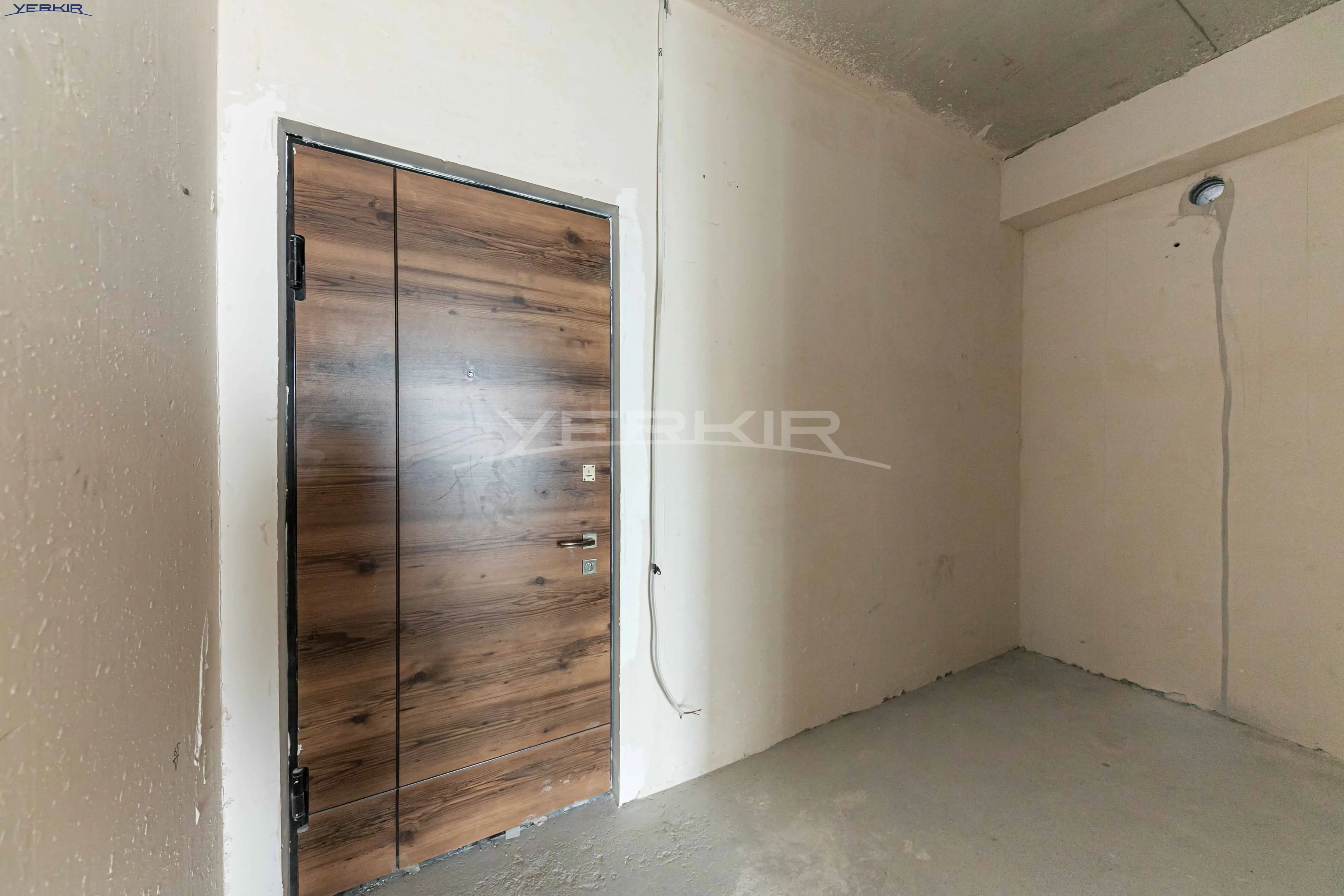 Apartments Code: 9+3524884