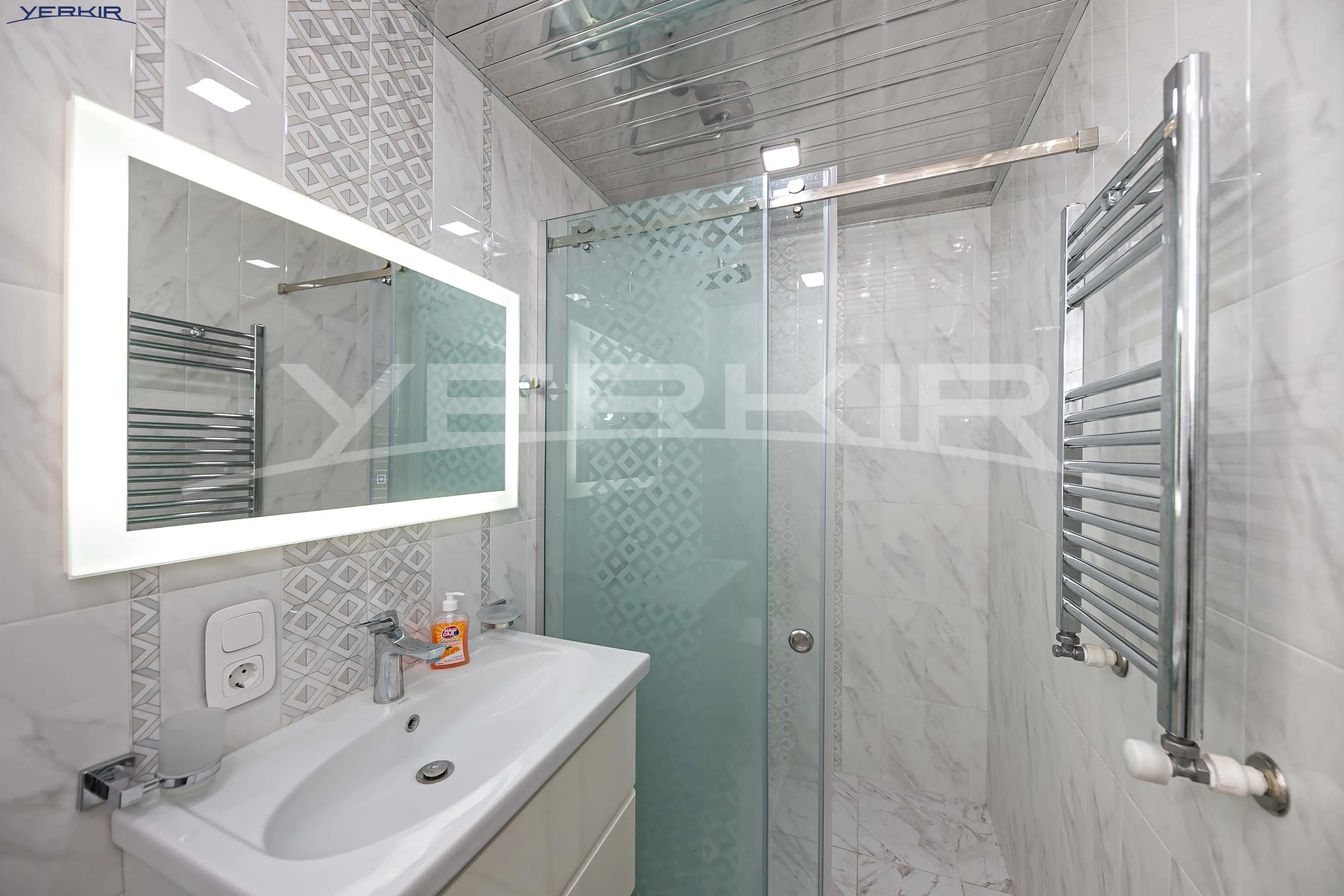 Բնակարաններ Կոդ` 10+2972980