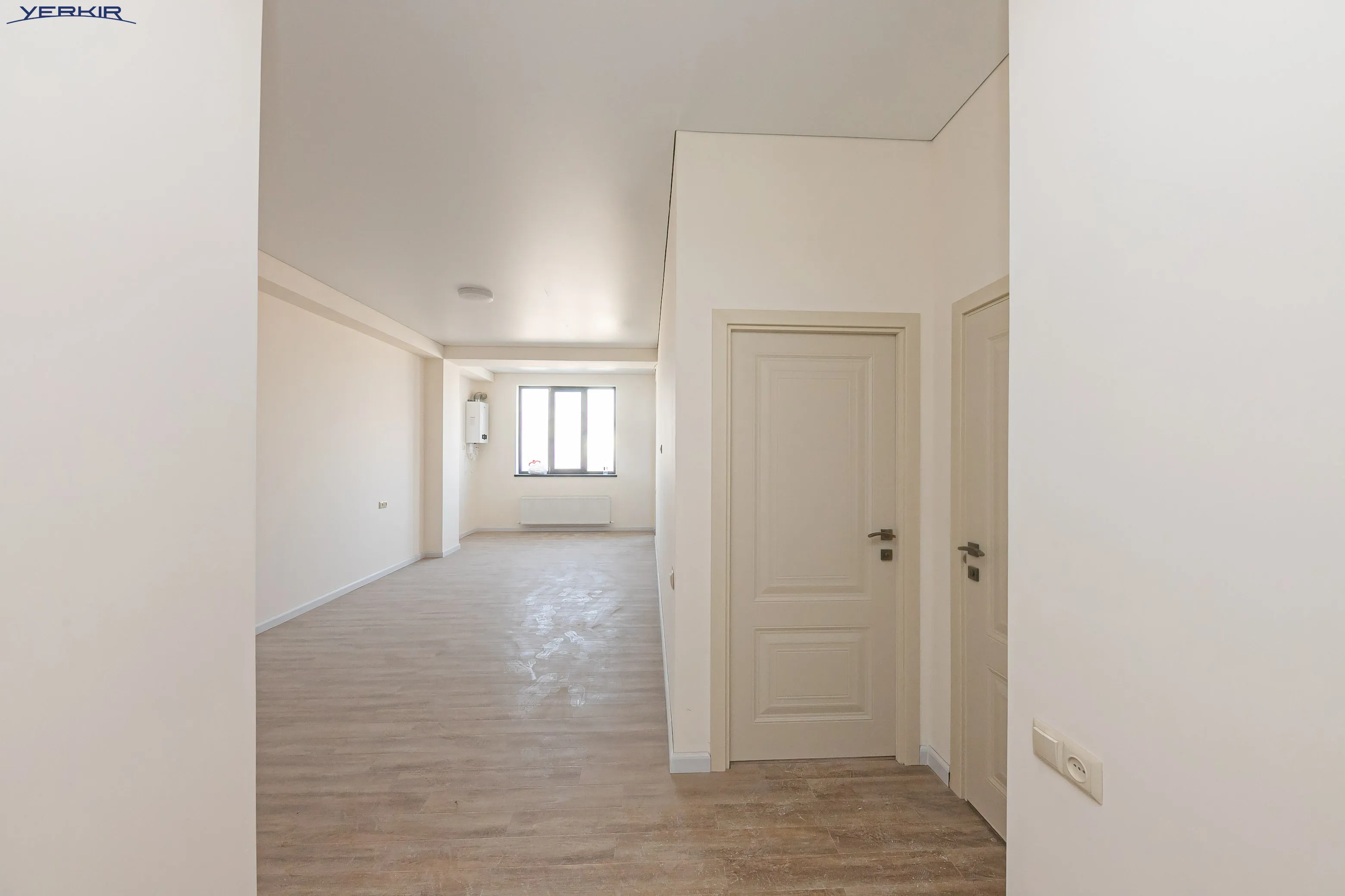 Apartments Code: 5+2494797