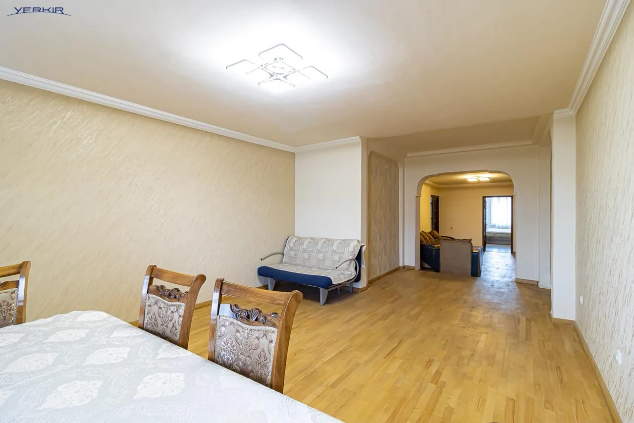 Apartments Code: 3+2663908