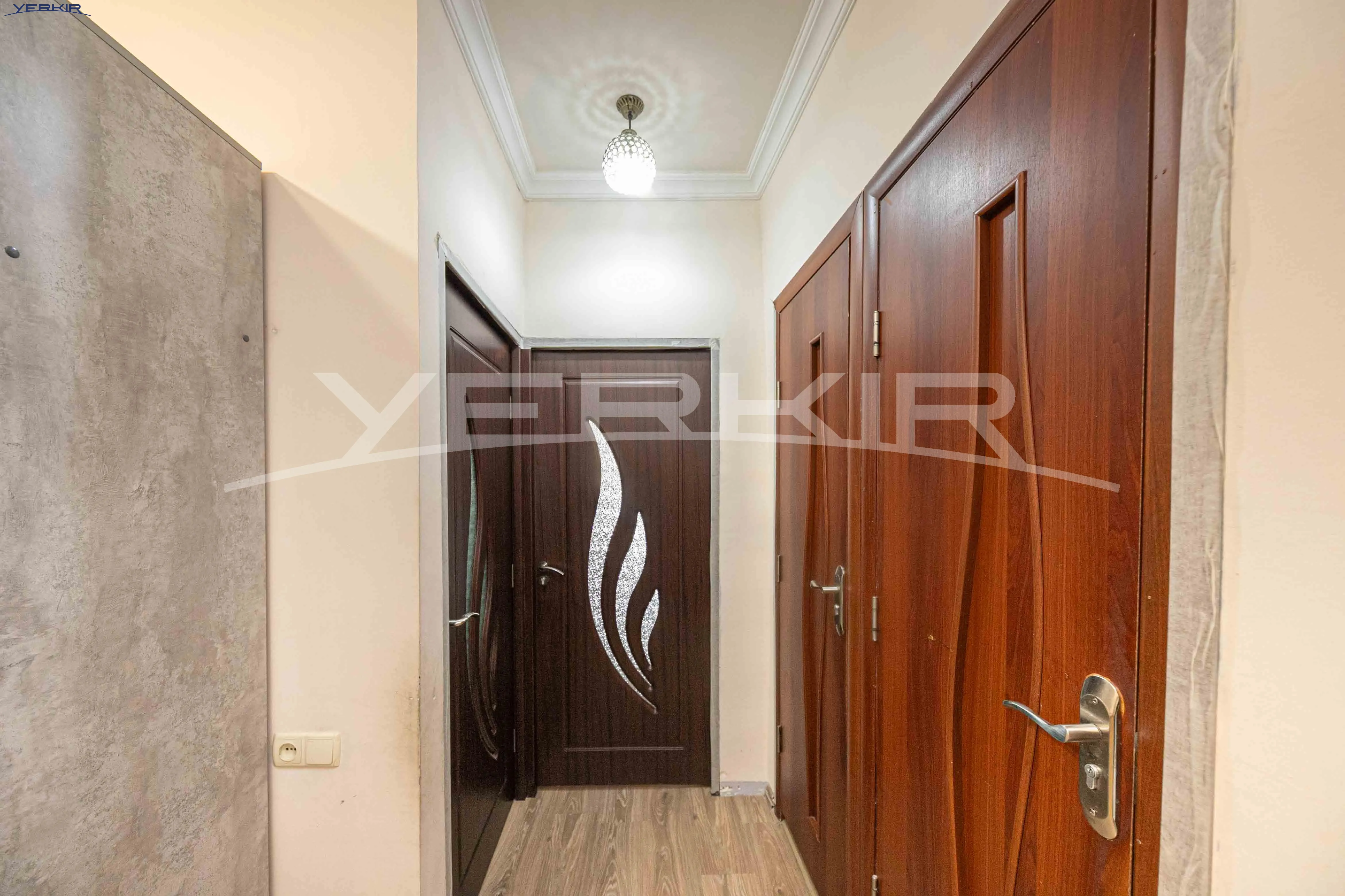 Apartments Code: 10+3292944