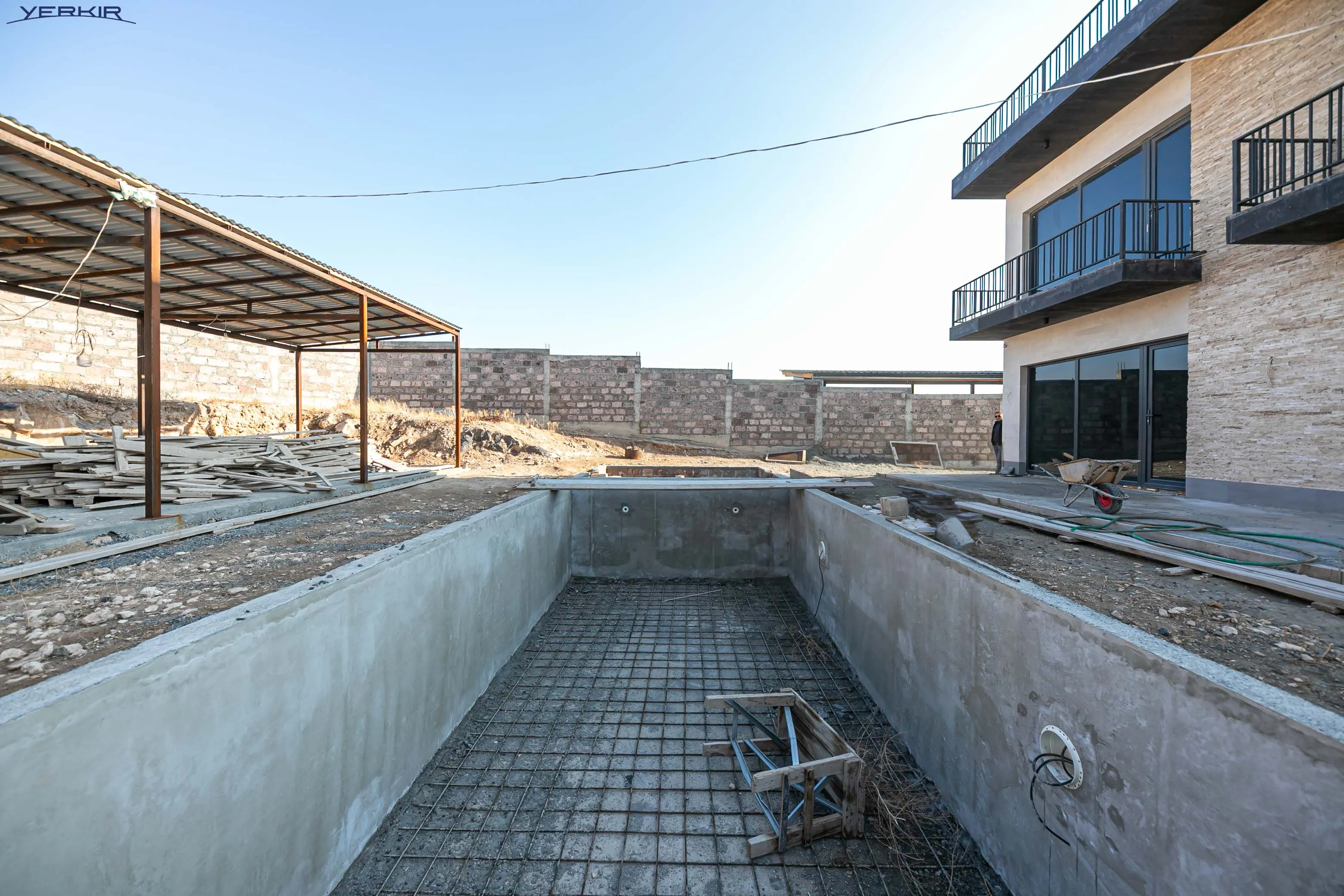 Առանձնատներ Կոդ` 9+5126527