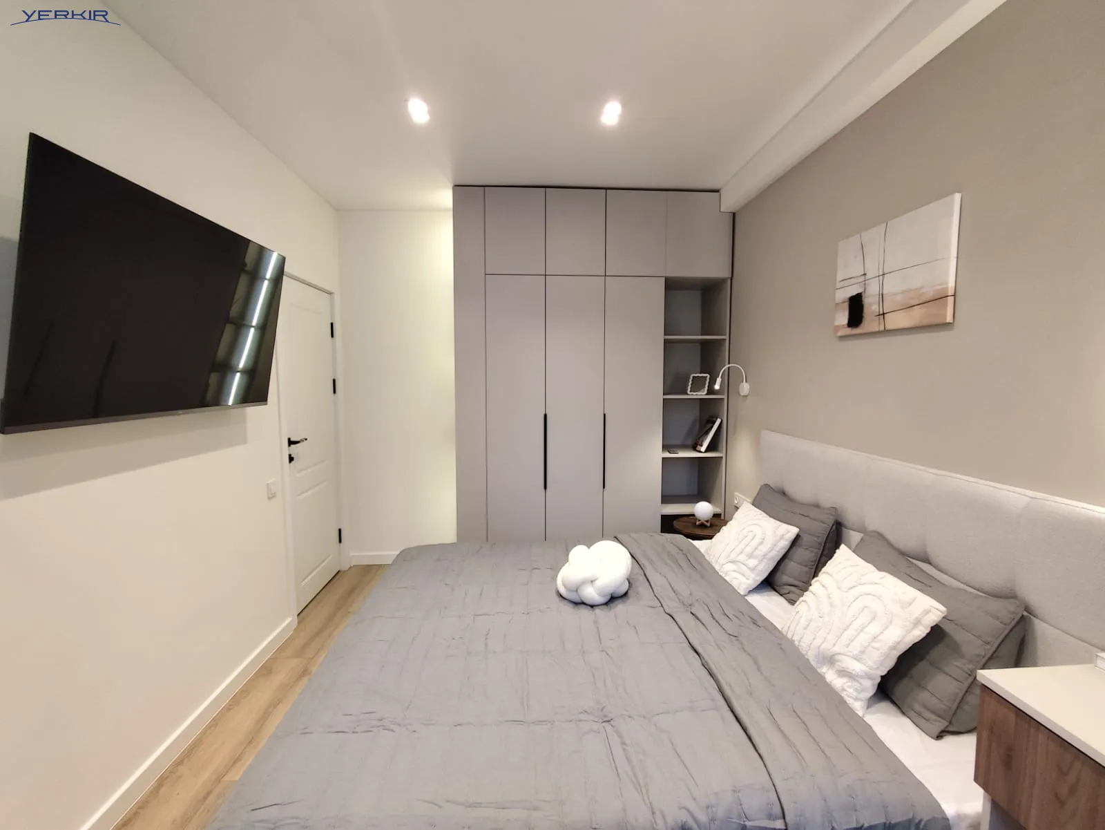 Բնակարաններ Կոդ` 10+2791324