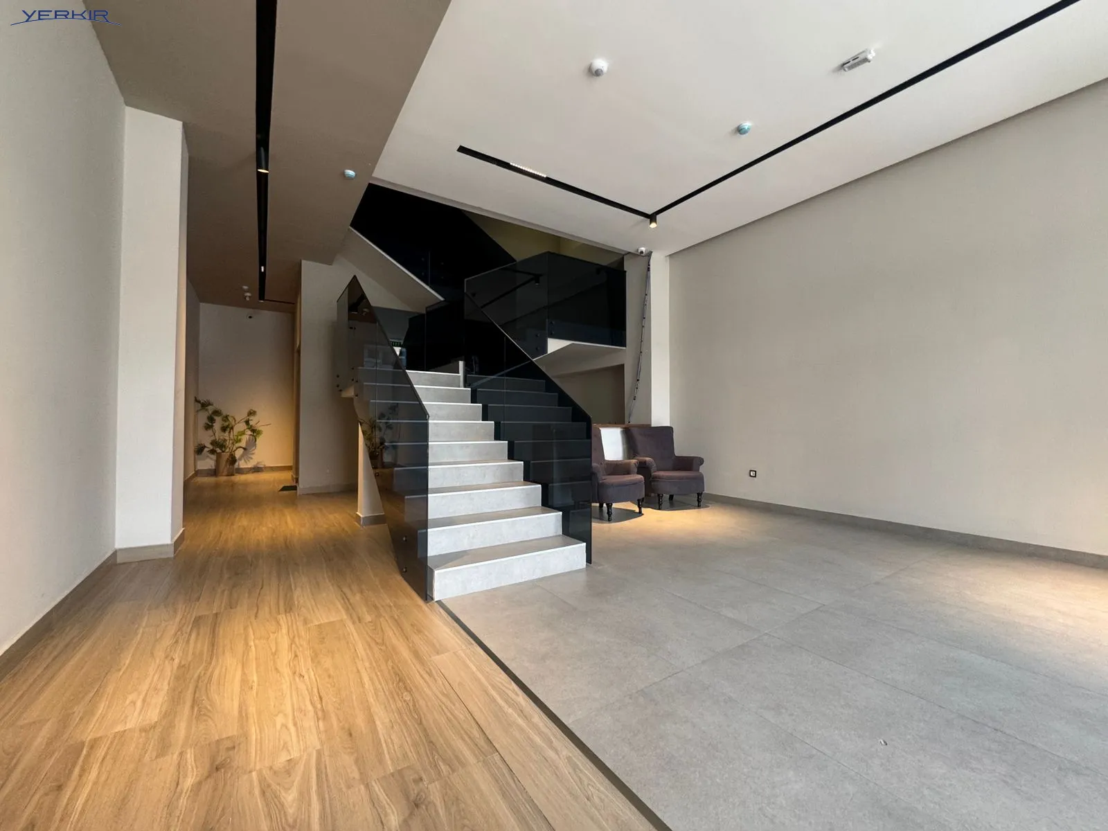 Apartments Code: 2+3175967