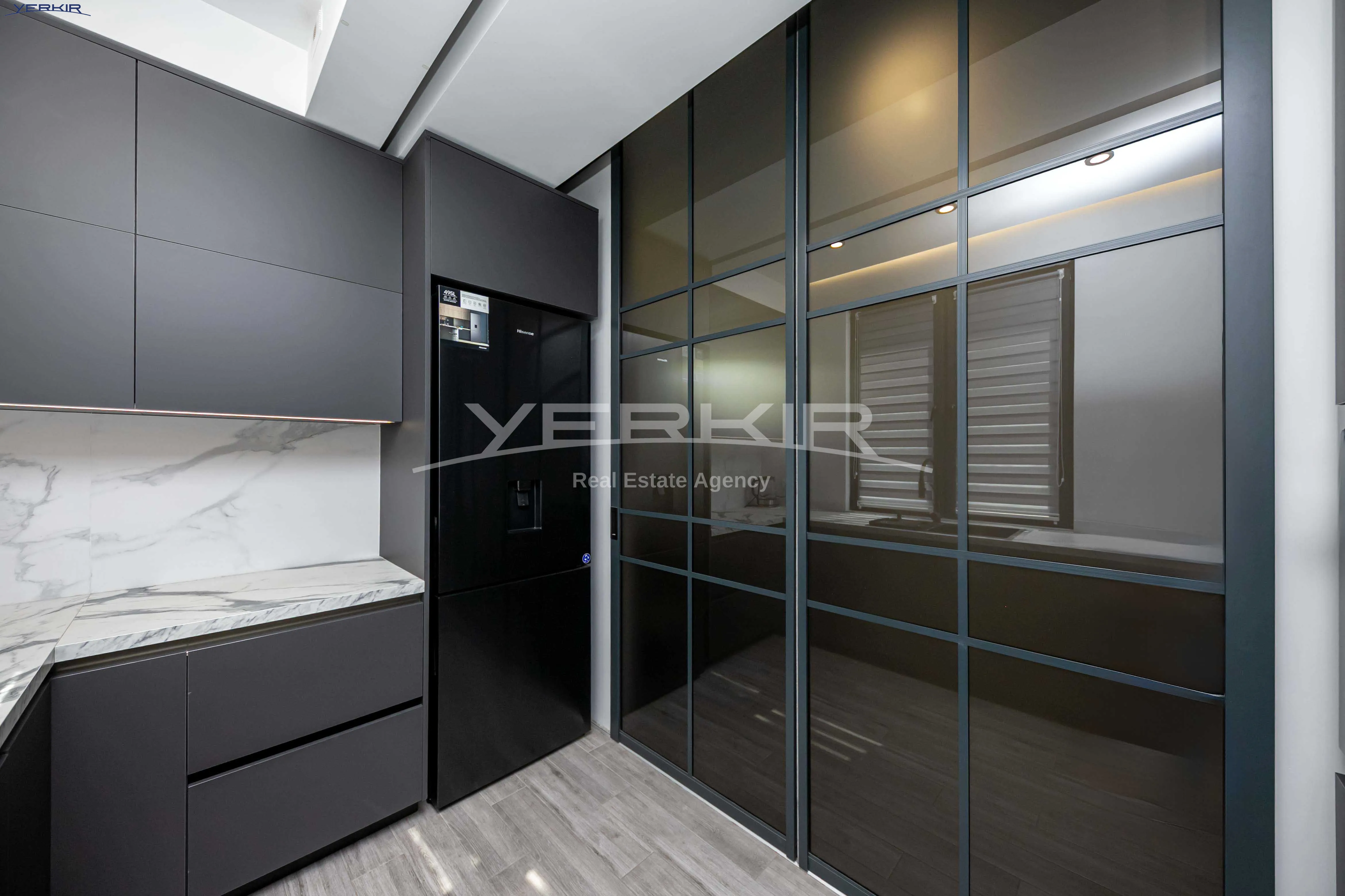 Apartments Code: 1+4489807