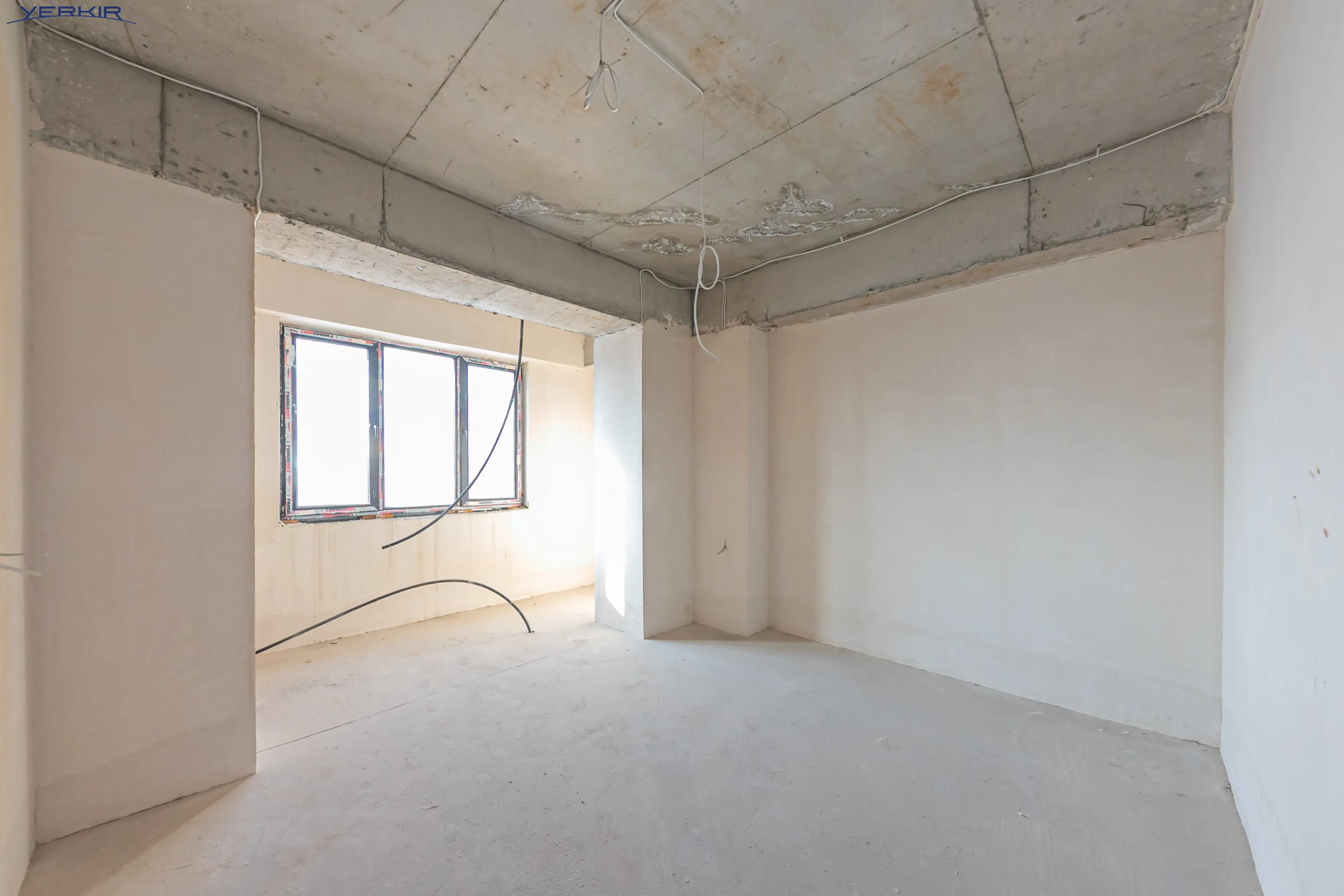 Apartments Code: 9+3515972