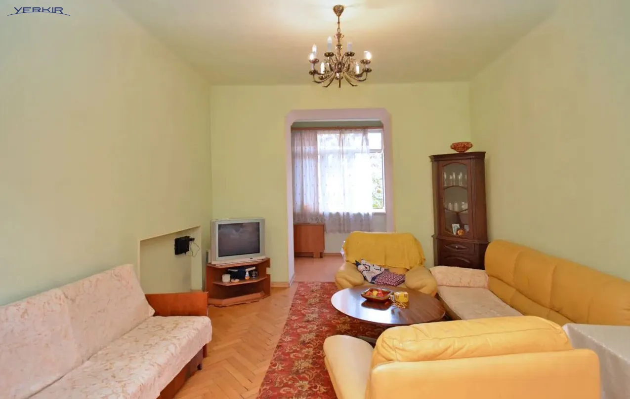 Բնակարաններ Կոդ` 5+22515