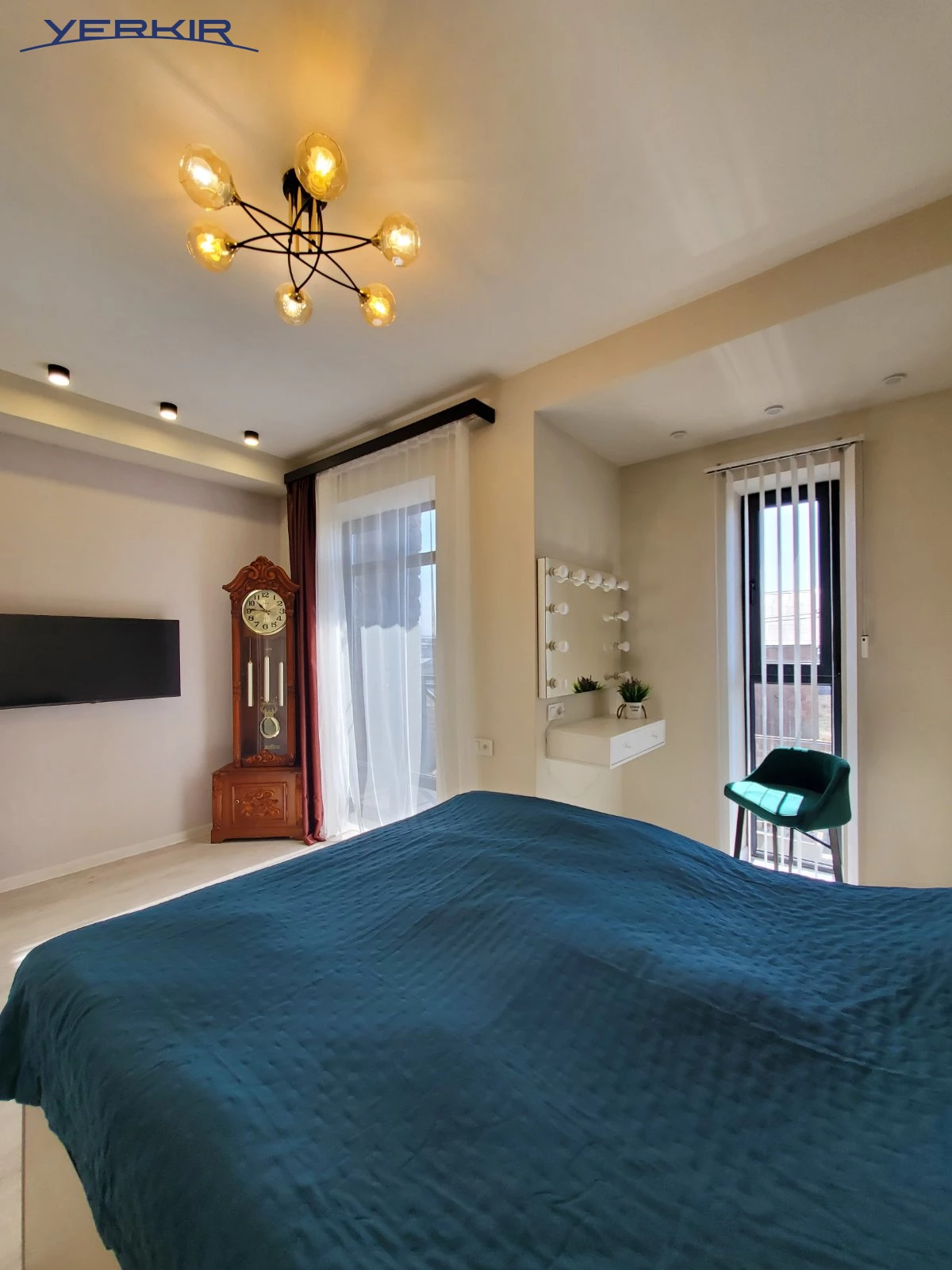 Houses Code: 2+517102